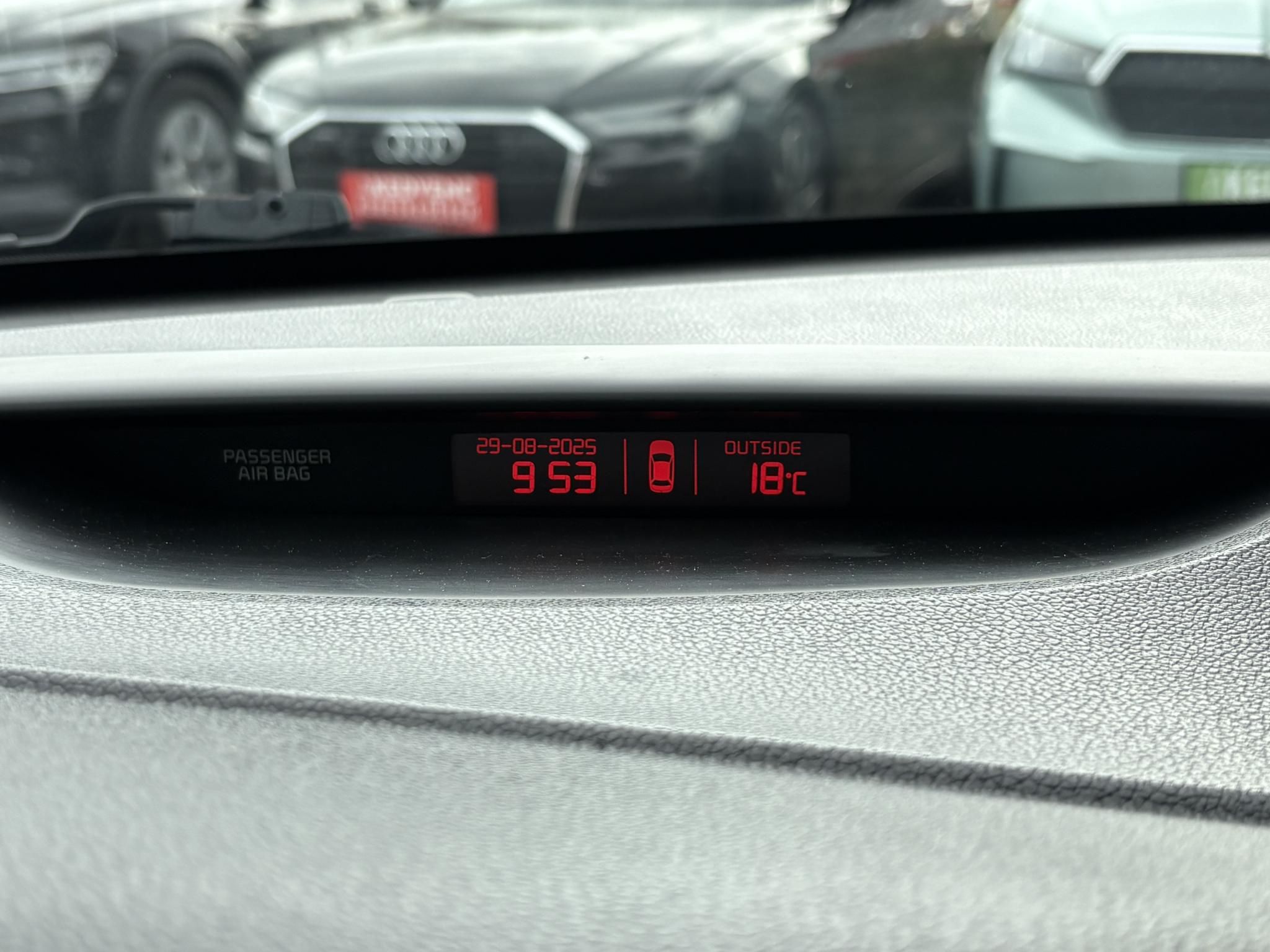 KIA CEE'D Pro1.6 CRDI EX Klíma Tempomat Bluetooth 182e km!