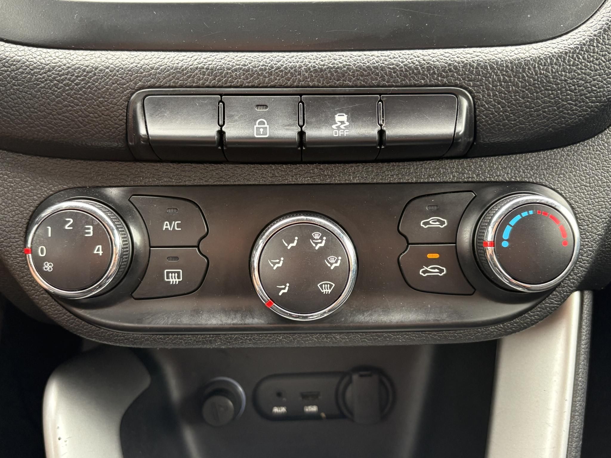 KIA CEE'D Pro1.6 CRDI EX Klíma Tempomat Bluetooth 182e km!