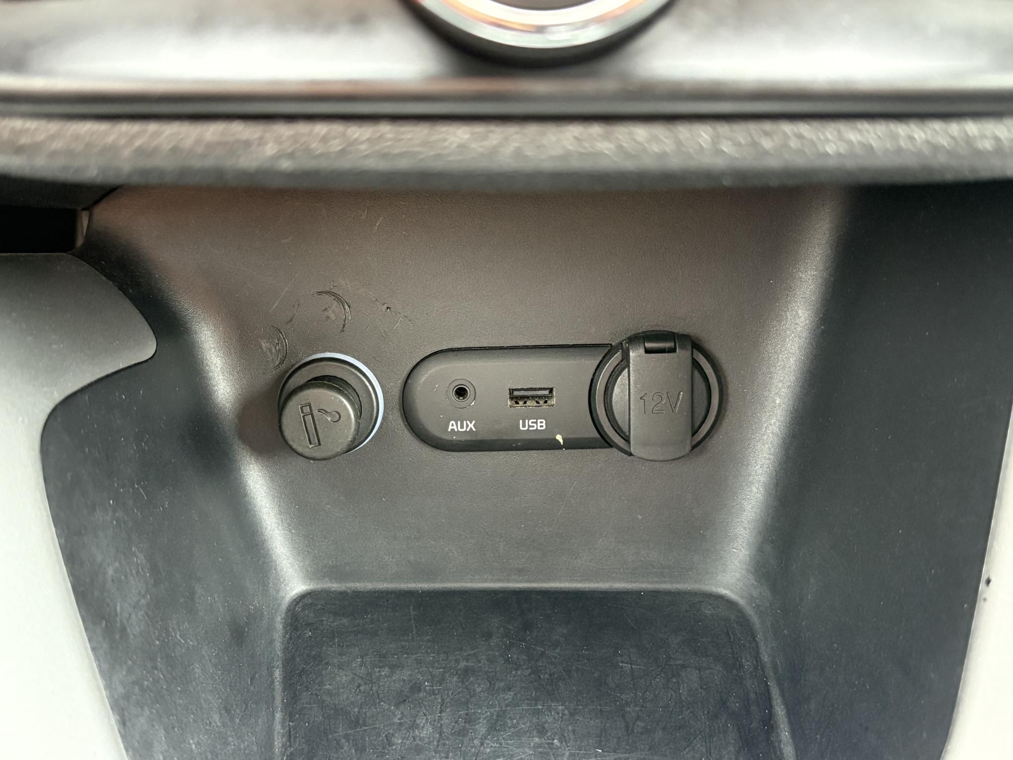 KIA CEE'D Pro1.6 CRDI EX Klíma Tempomat Bluetooth 182e km!