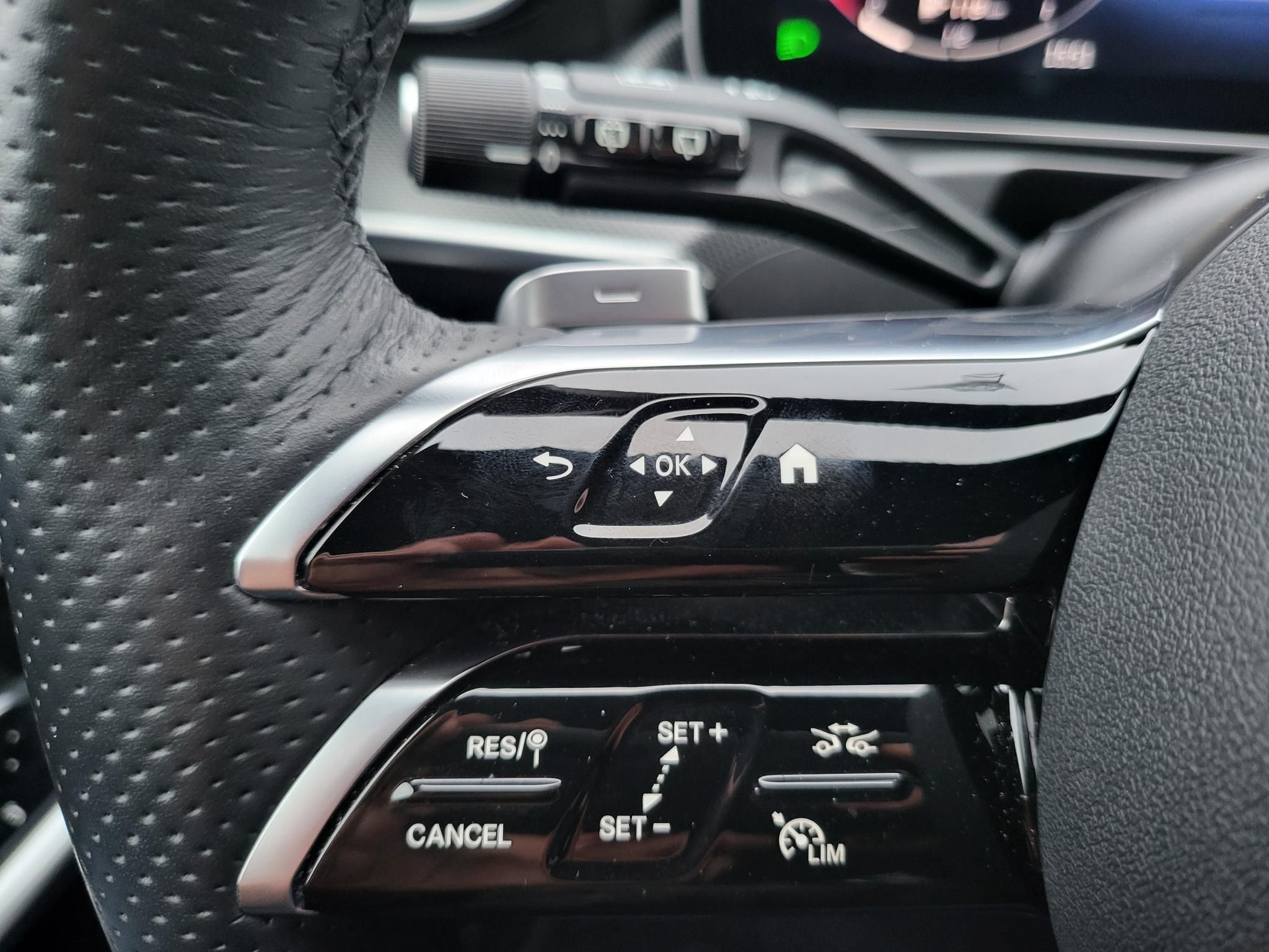 MERCEDES-BENZ C 300 e T 9G-TRONIC Plug-in hybrid AMG csomag. Burmester. memória. 110km-es elektromos hatótáv!