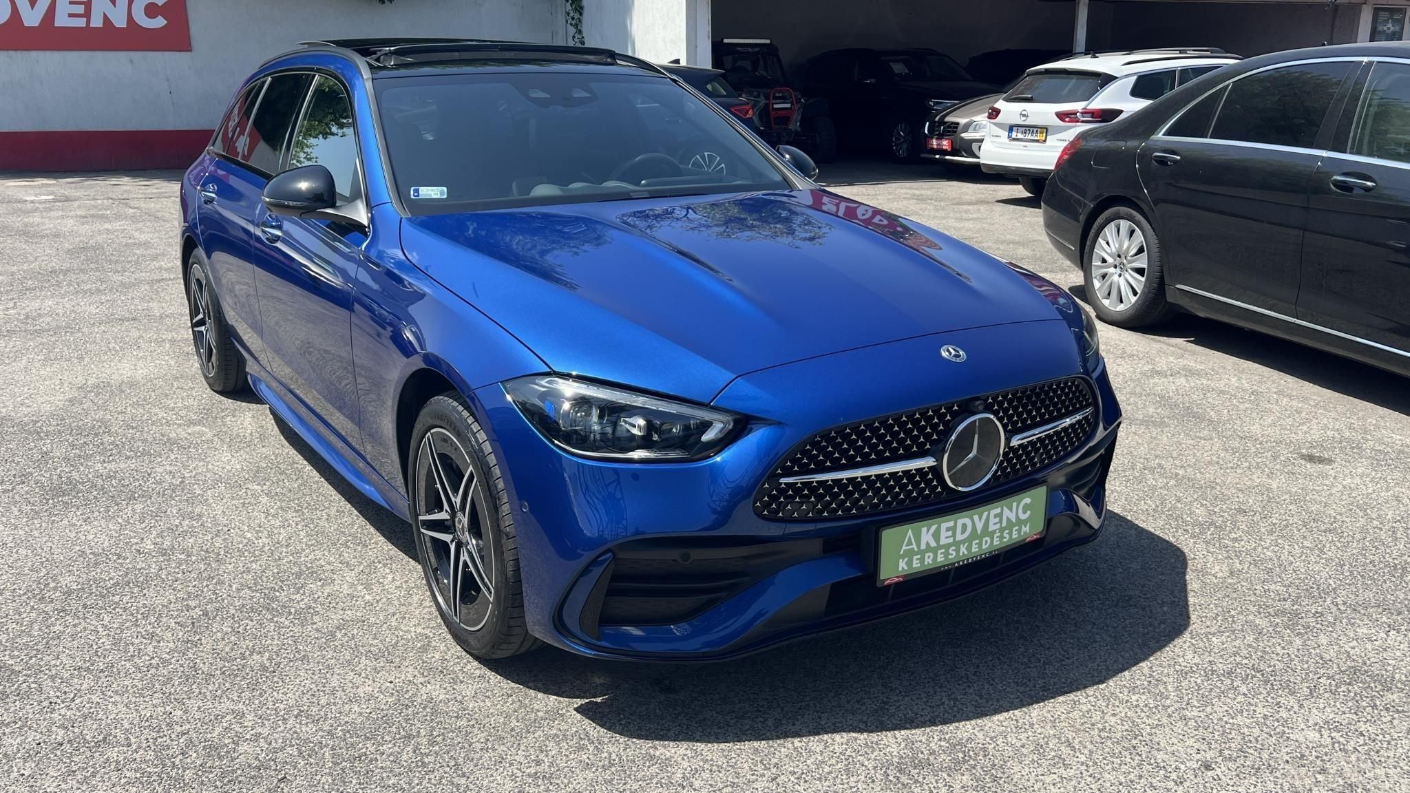 MERCEDES-BENZ C 300 e T 9G-TRONIC Plug-in hybrid AMG csomag. Burmester. memória. 110km-es elektromos hatótáv!