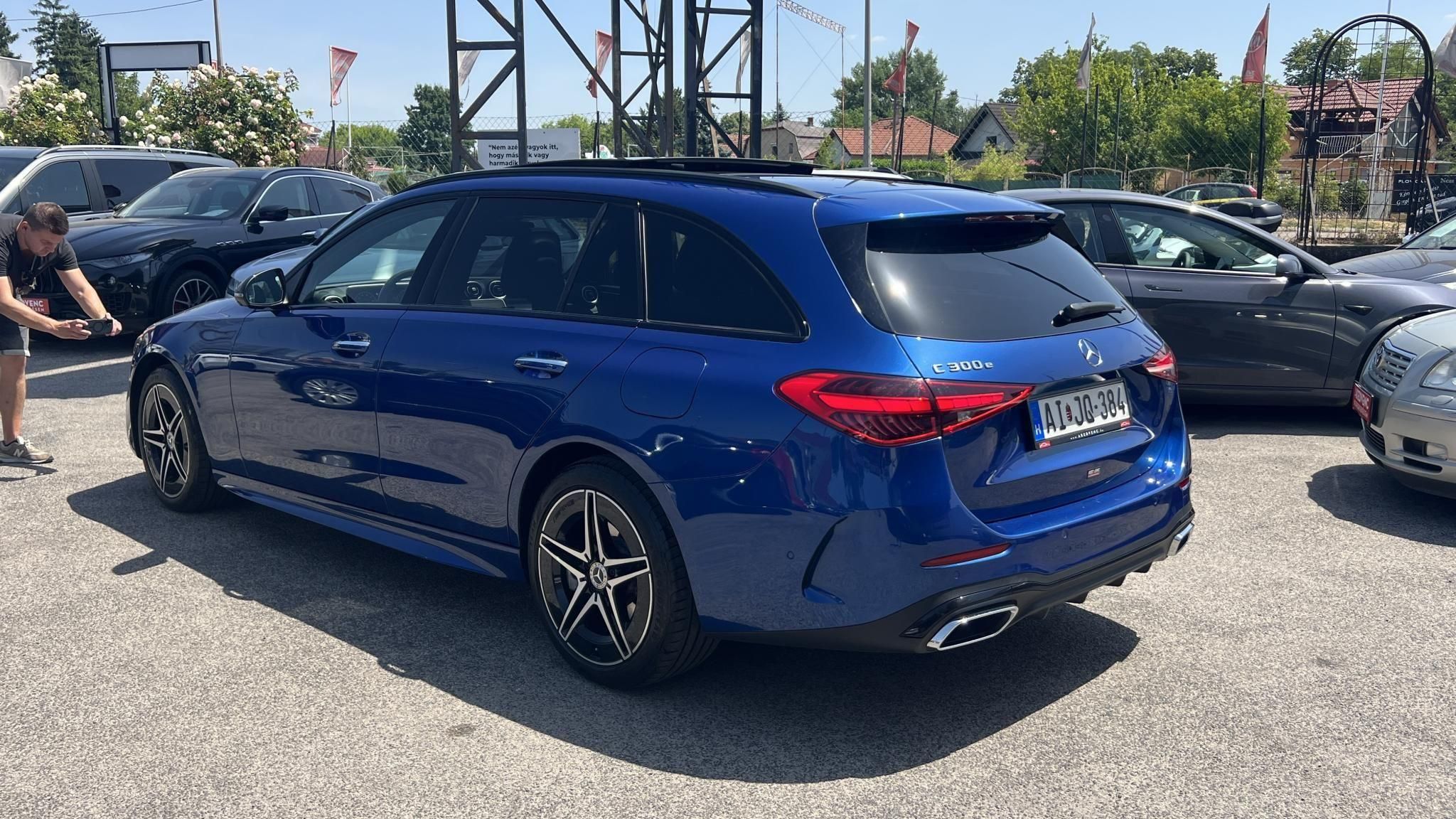 MERCEDES-BENZ C 300 e T 9G-TRONIC Plug-in hybrid AMG csomag. Burmester. memória. 110km-es elektromos hatótáv!