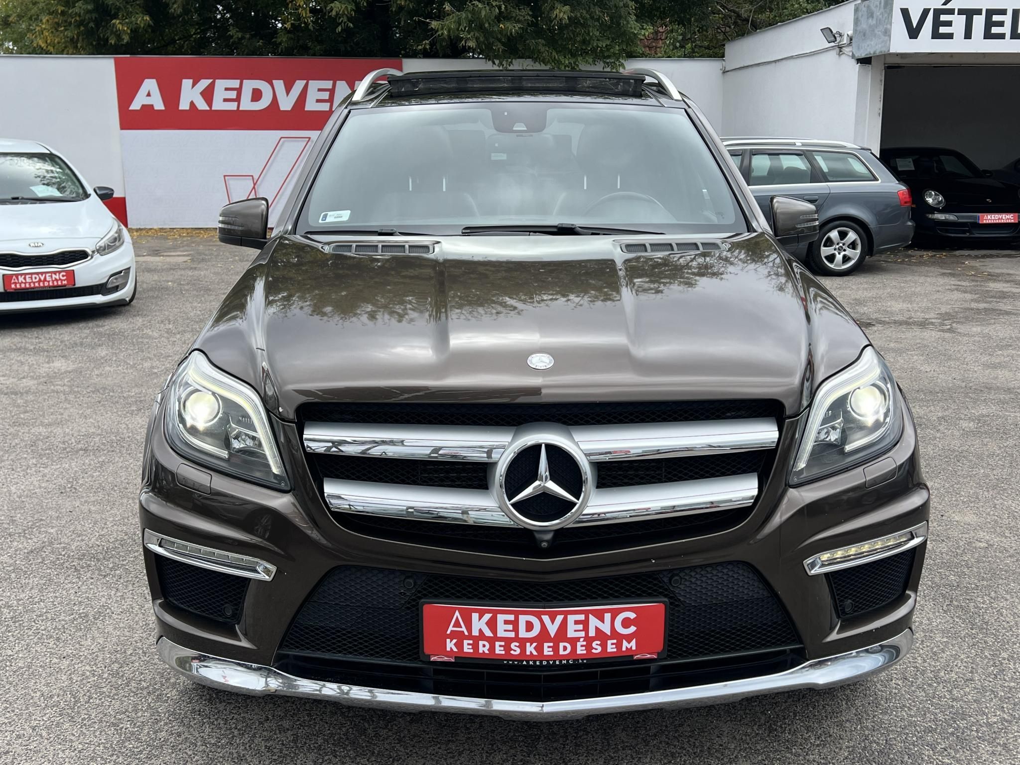 MERCEDES-BENZ GL 350 BlueTEC 4Matic (Automata) (7 személyes ) Magyarországi. AMG-csomag. Új légrugók!