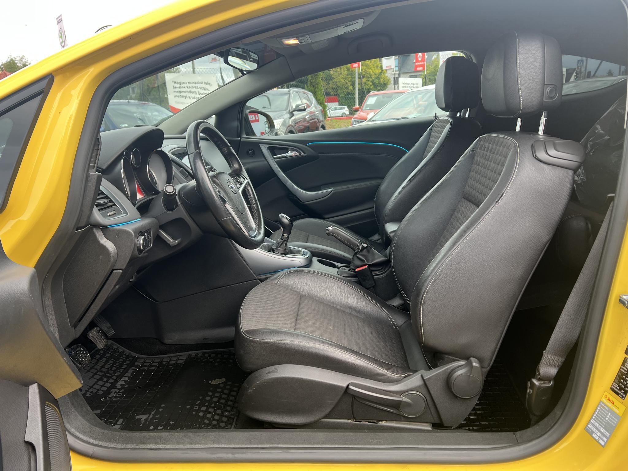 OPEL ASTRA J GTC 2.0 CDTI Start-Stop Sport Teljes nagyszerviz után!