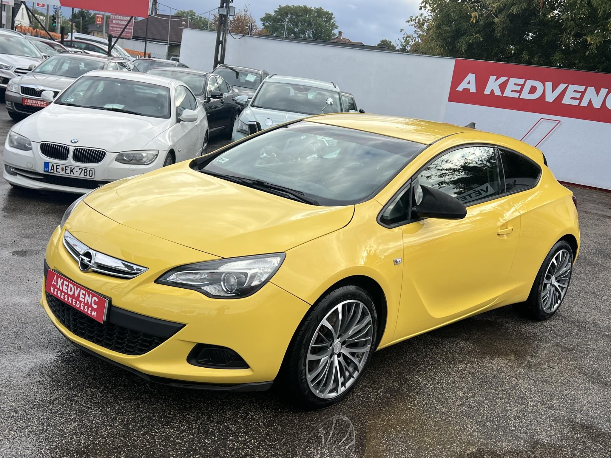 OPEL ASTRA J GTC 2.0 CDTI Start-Stop Sport Teljes nagyszerviz után!