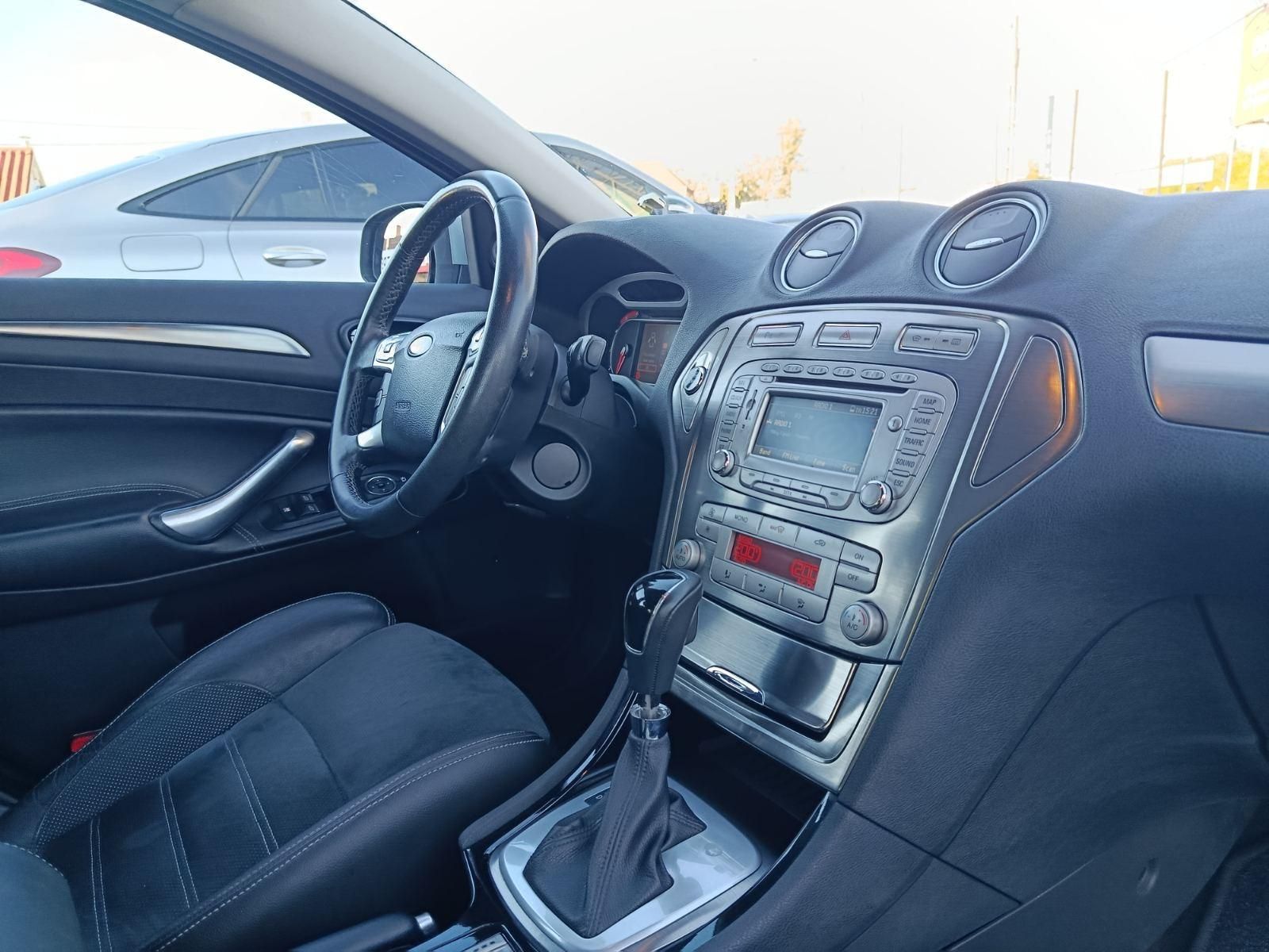 FORD MONDEO 2.0 TDCi Ghia Powershift Klíma Tempomat Bluetooth Garanciális váltó!