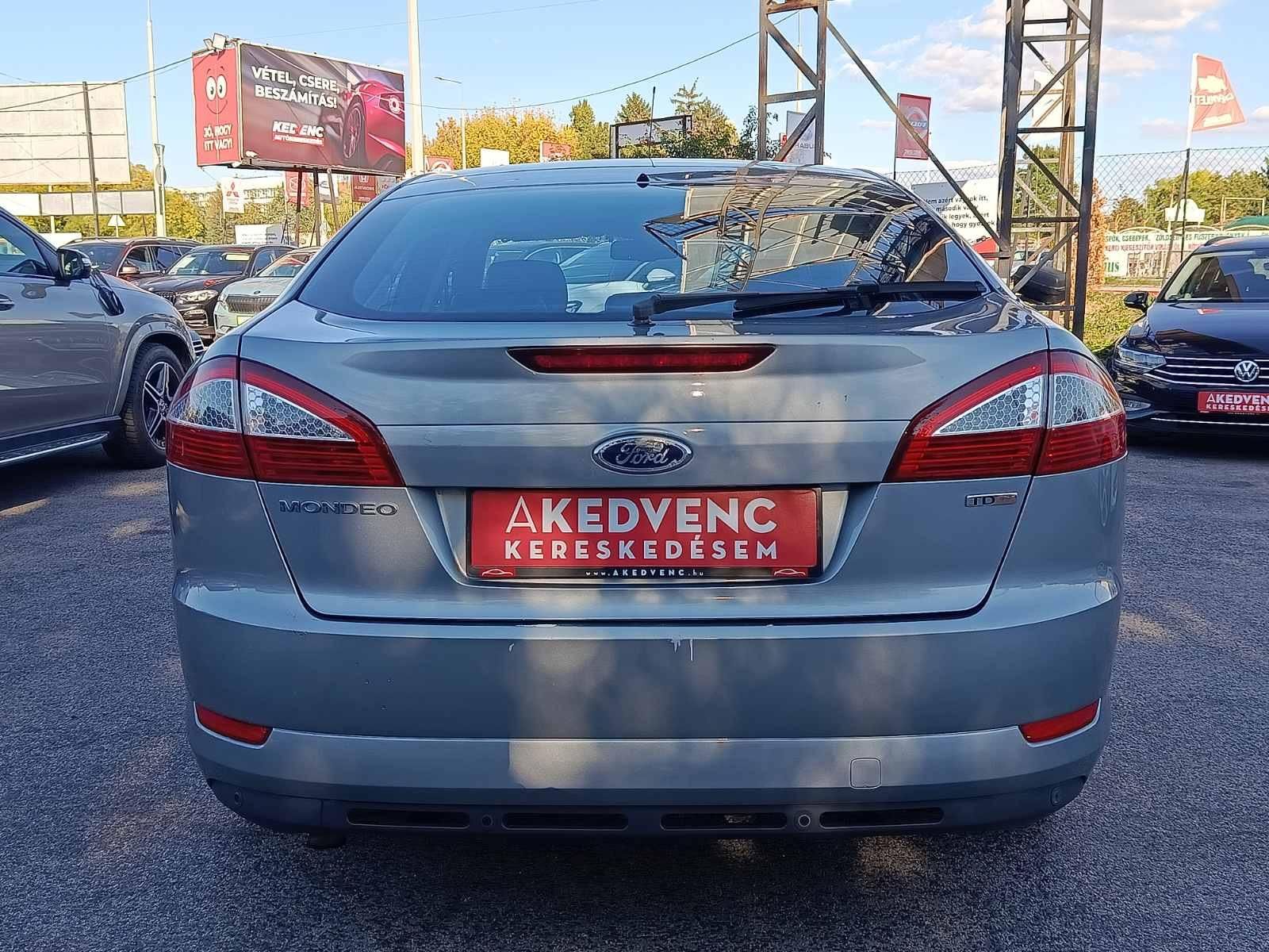 FORD MONDEO 2.0 TDCi Ghia Powershift Klíma Tempomat Bluetooth Garanciális váltó!