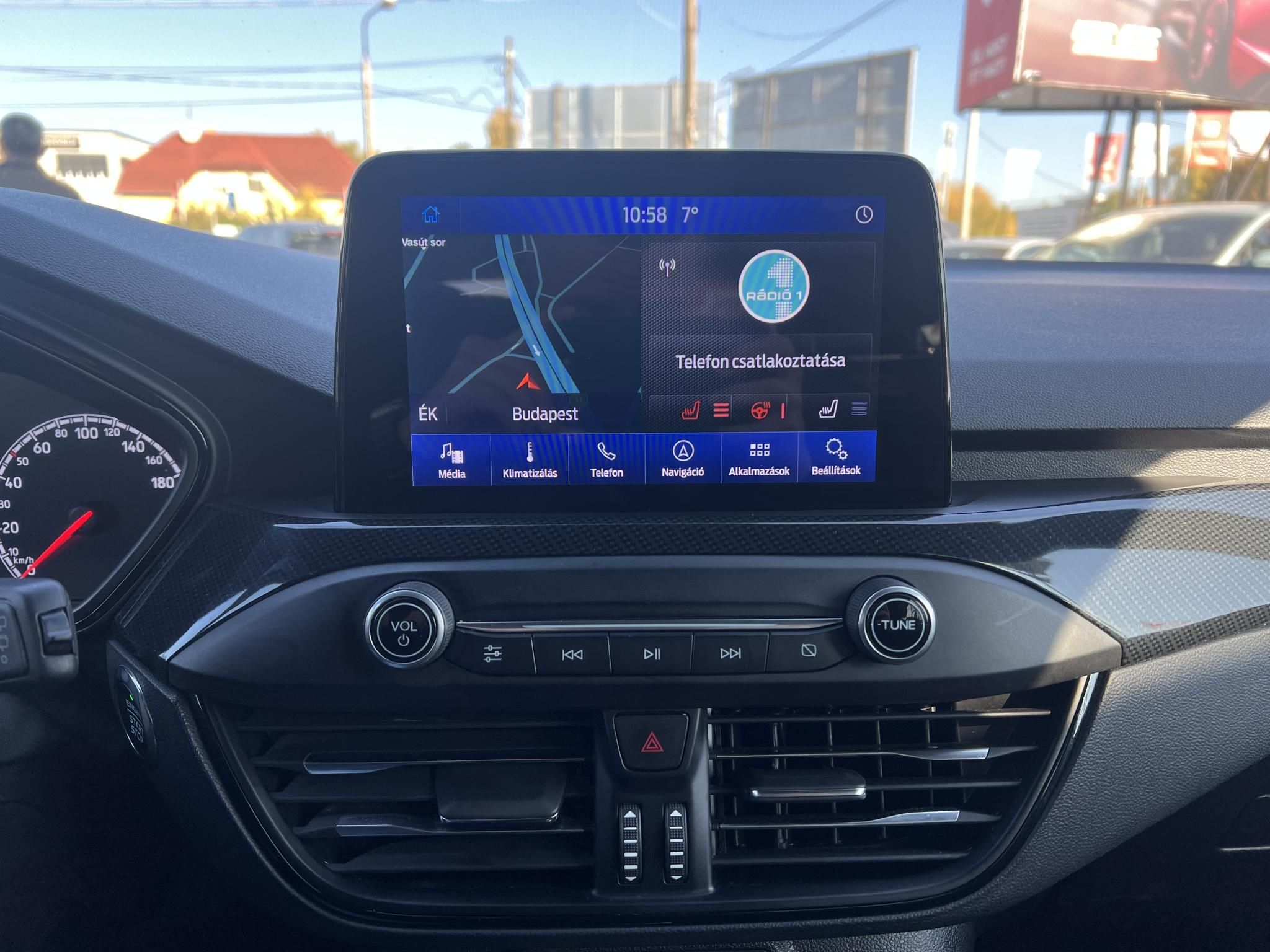 FORD FOCUS 2.3 EcoBoost ST Frissen szervizelt. RECARO. Carplay