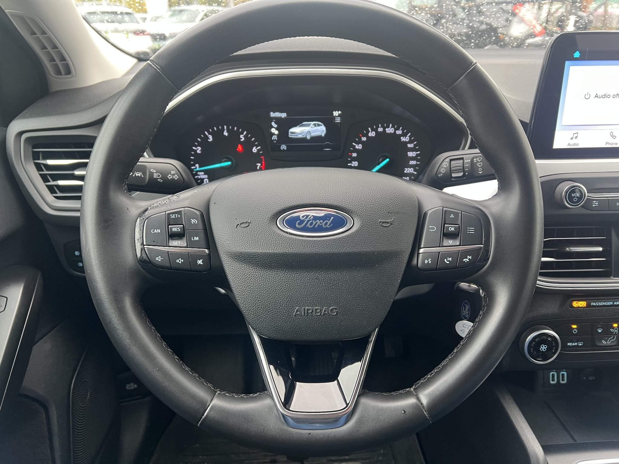 FORD FOCUS 1.0 EcoBoost Connected M.o.-i 1.tul. Márkaszervizelt! Carplay