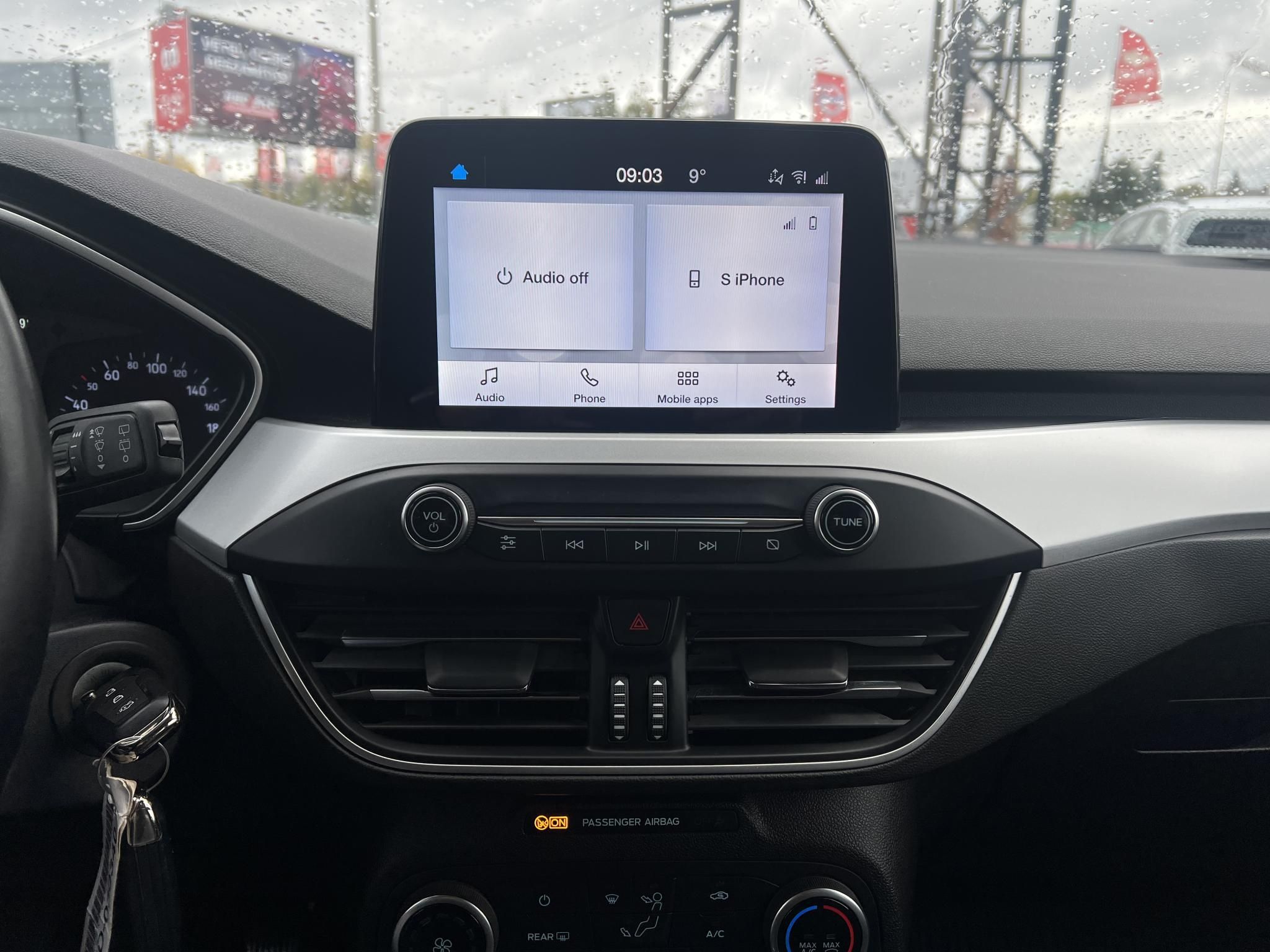 FORD FOCUS 1.0 EcoBoost Connected M.o.-i. 1.tul. Márkaszervizelt!