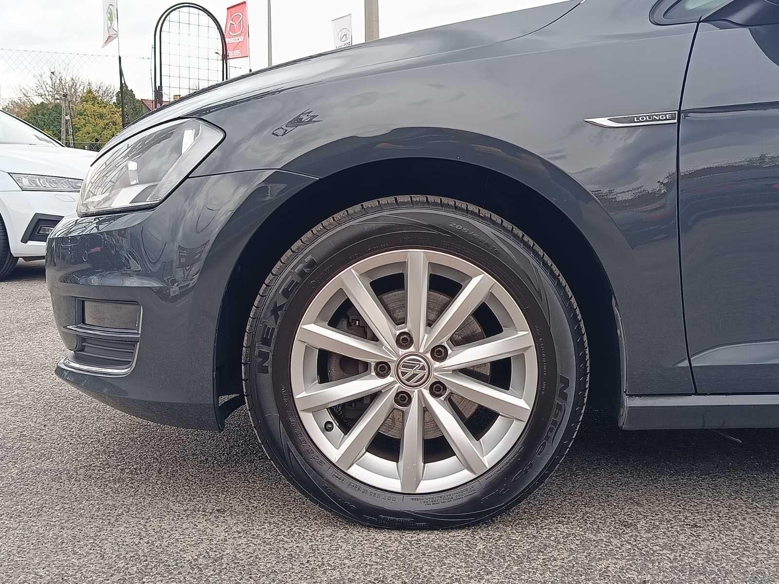 VOLKSWAGEN GOLF VII Variant 2.0 TDI BMT Comfortline Euro 6 Lounge Tempomat Digitklíma Ülésfűtés Bluetooth