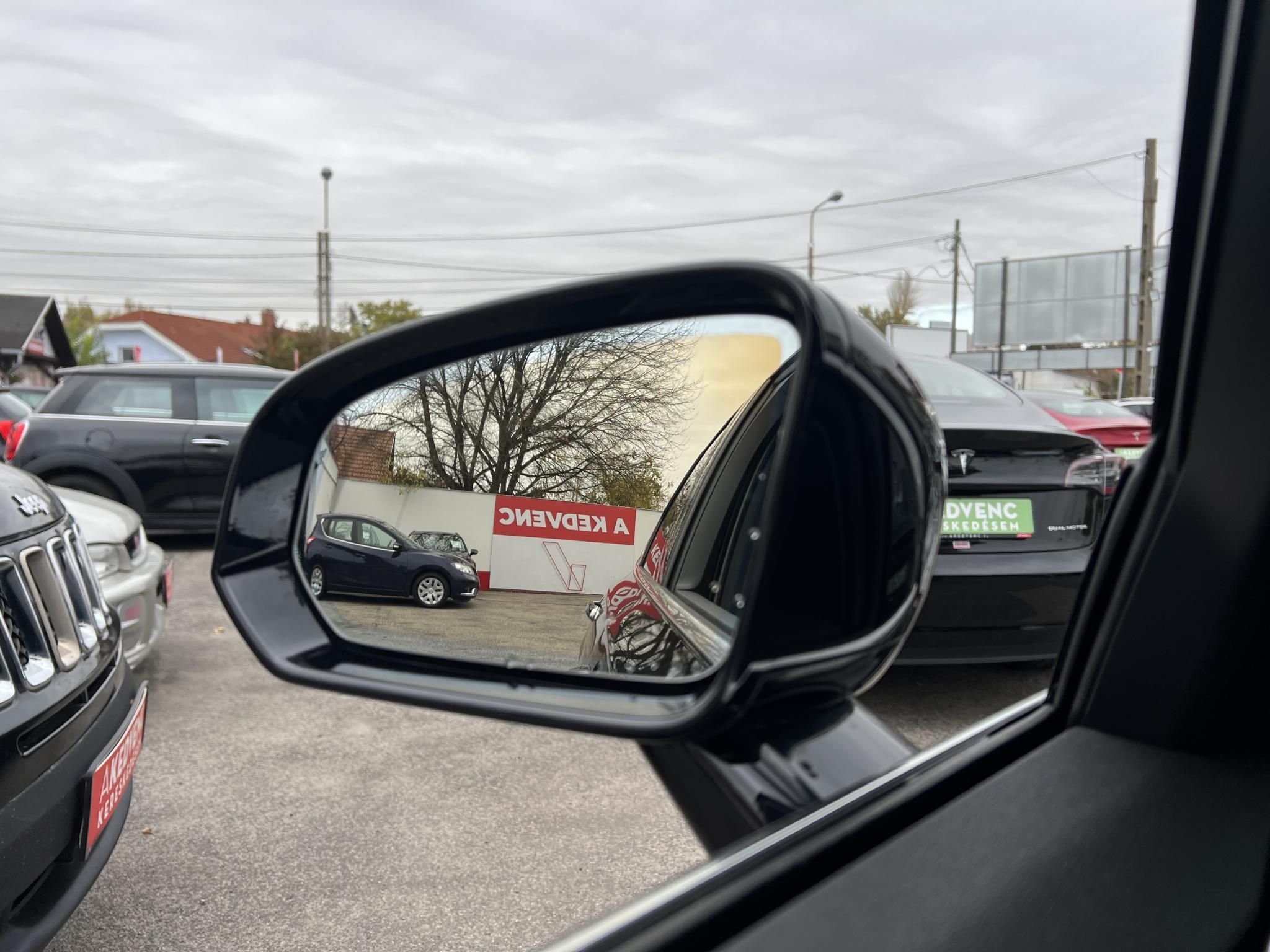 VOLVO V90 2.0 D [D4] Inscription AWD Geartronic Teljes felszereltség. Végig márkaszervizben szervizelt. Téli-nyári gumi!