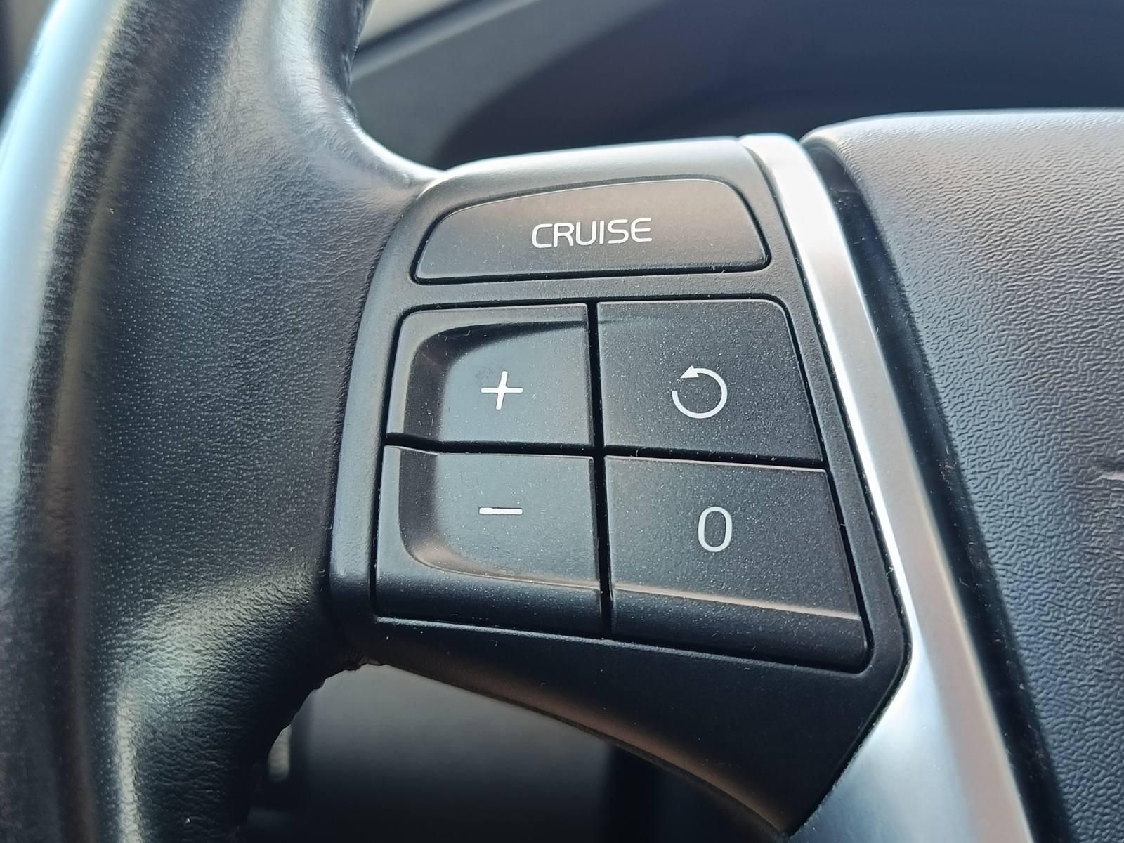 VOLVO V70 2.0 D [D3] Momentum Napfénytető Klíma Tempomat Bluetooth Bőr belső!