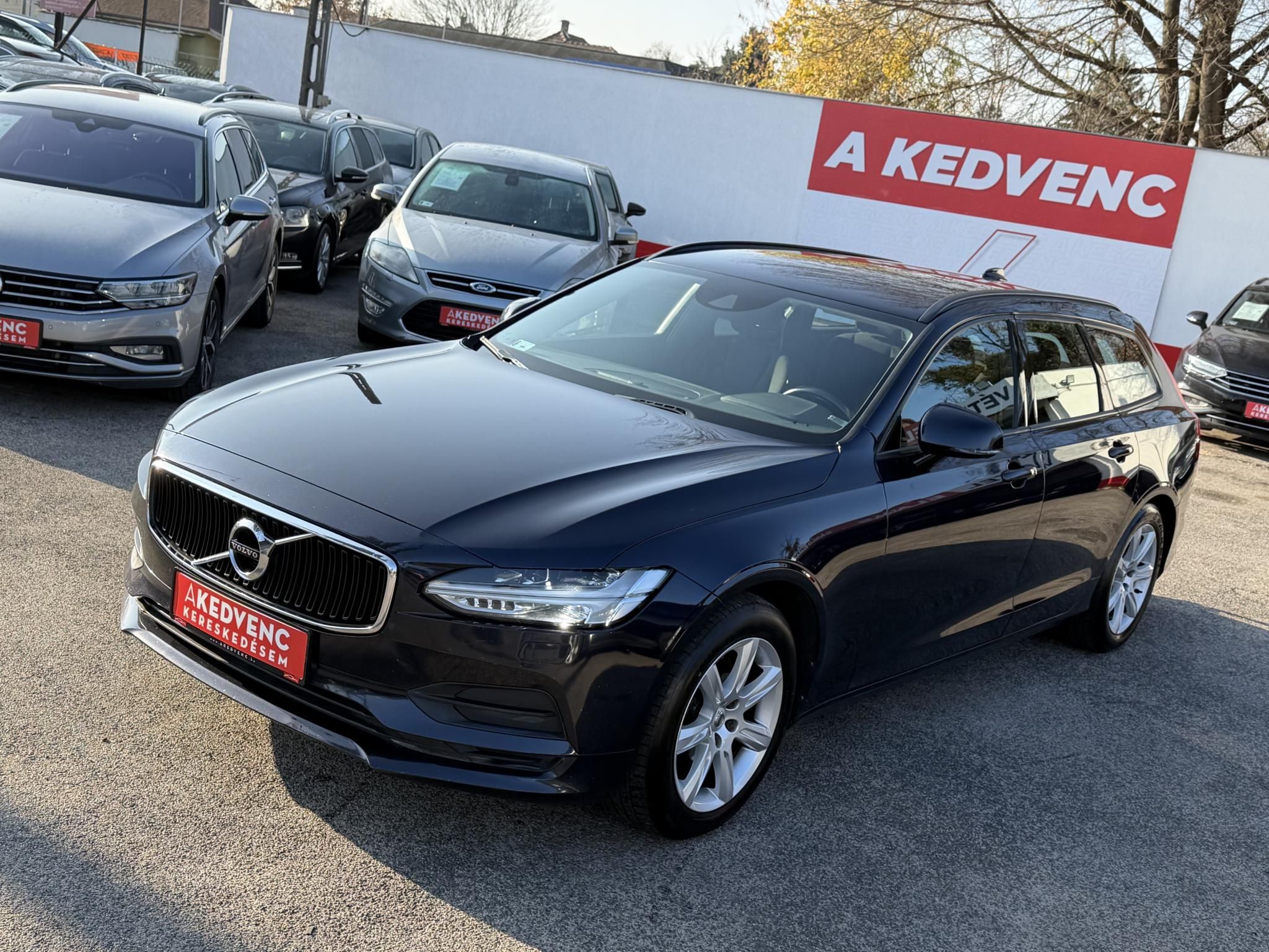 VOLVO V90 2.0 D [D4] Kinetic Geartronic LED Távtartó Vonóhorog Kormányfűtés Bluetooth Ülésfűtés Szervizelt!