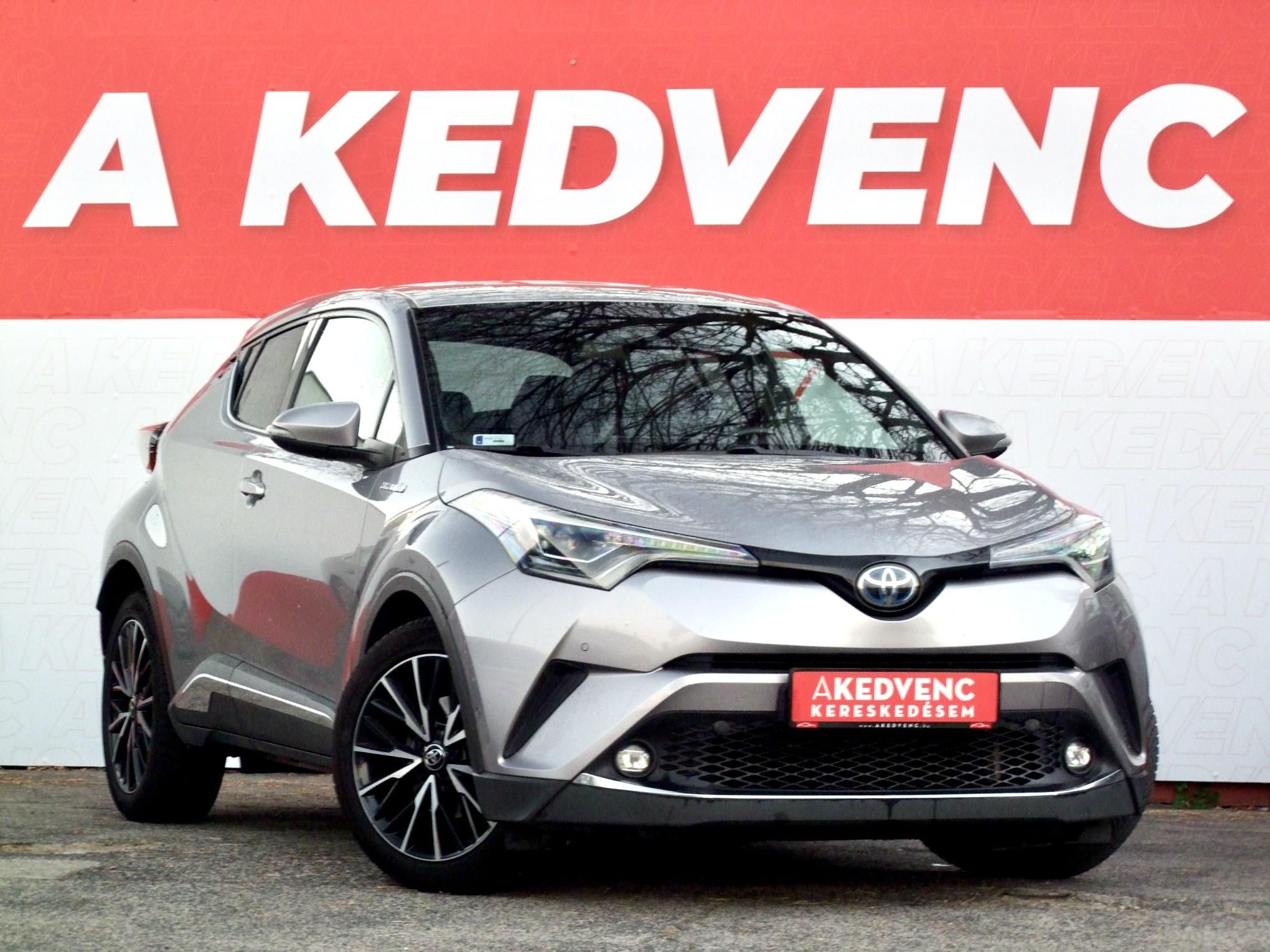 TOYOTA C-HR 1.8 Hybrid Executive e-CVT Klíma Tempomat Bluetooth Sávtartó Holttér figyelő!