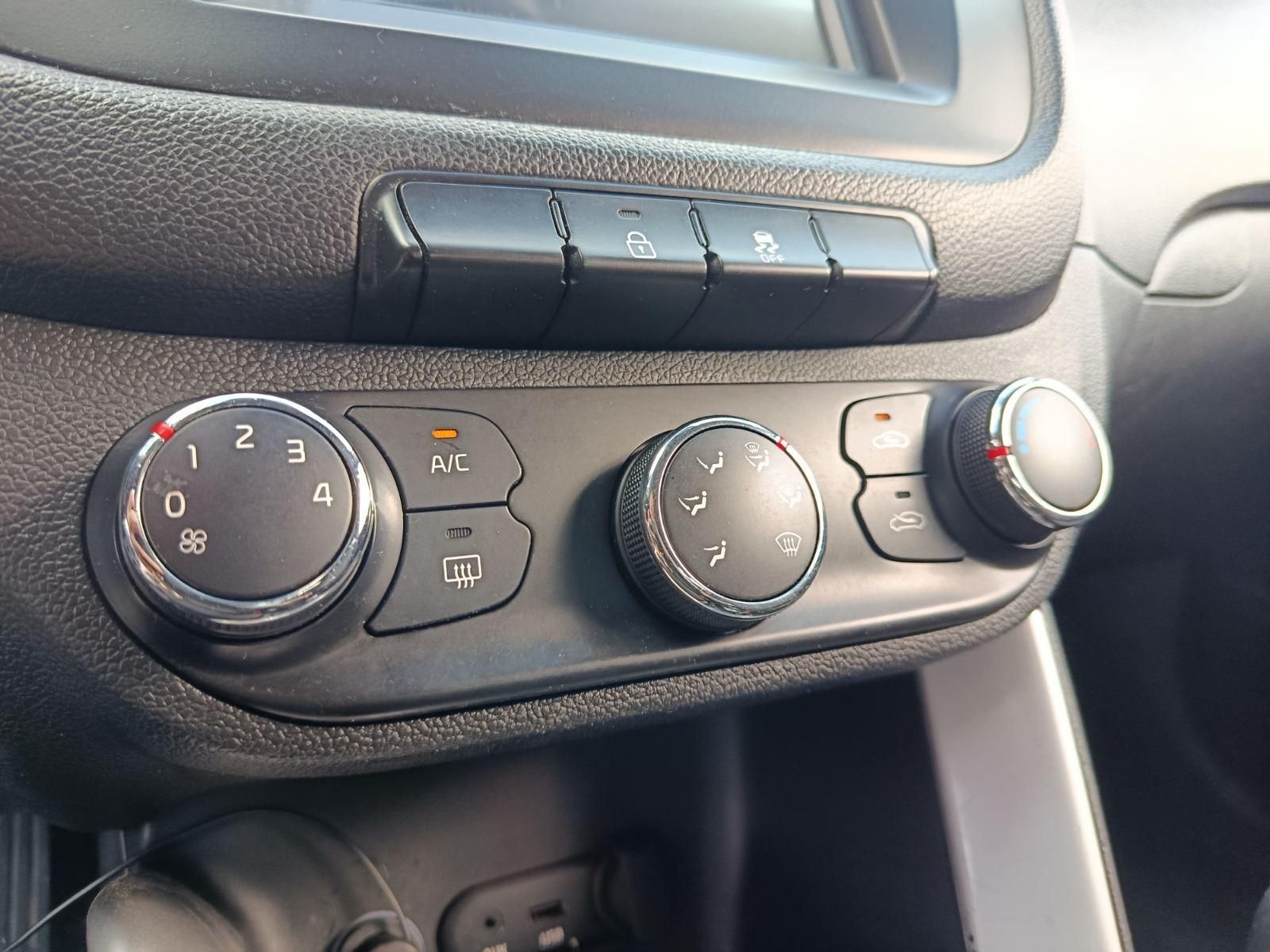 KIA CEE'D Pro1.6 CRDI EX Klíma Tempomat Bluetooth 182e km!