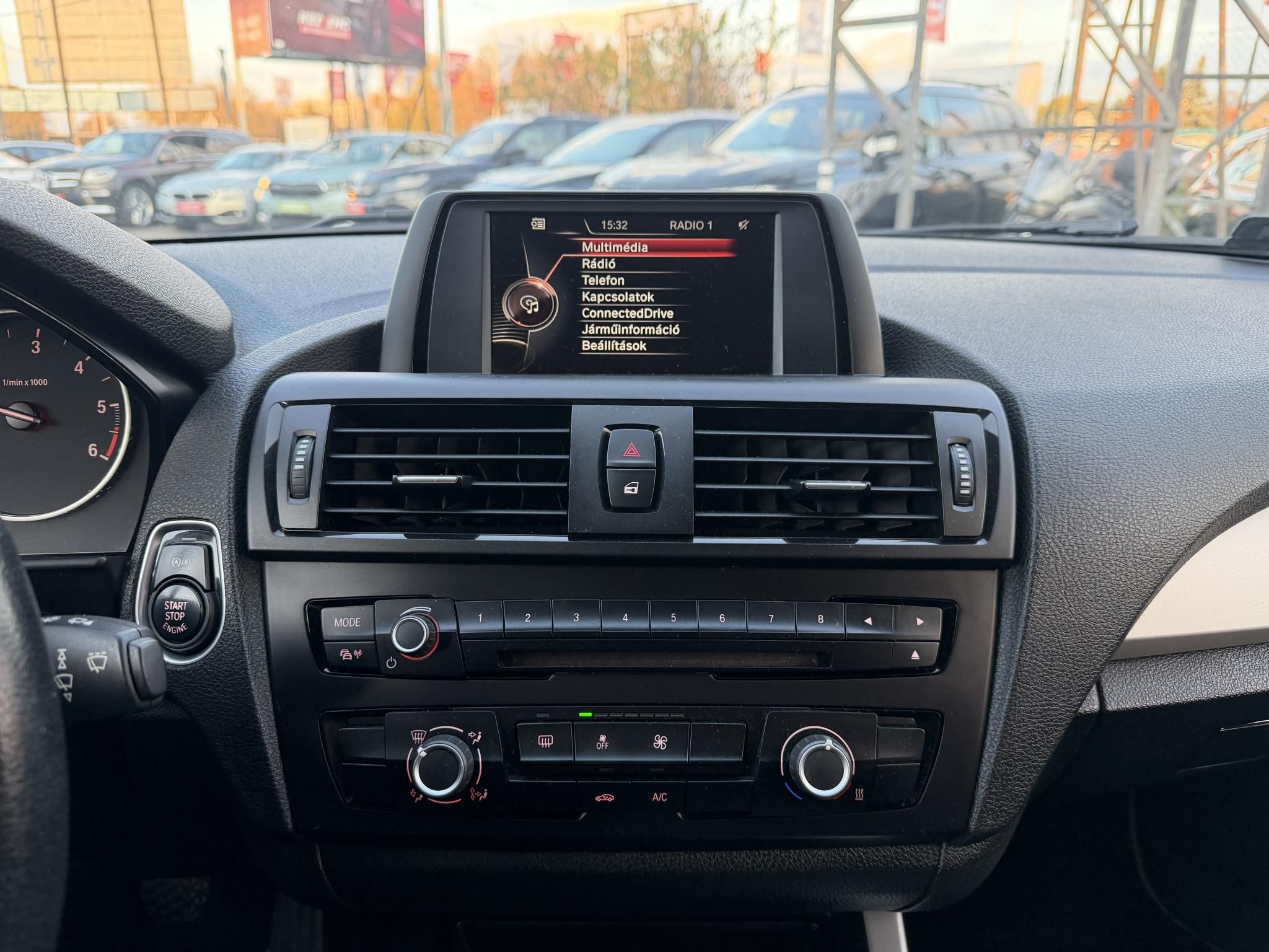 BMW 114d 140e km. Klíma Bluetooth 5L/100km!