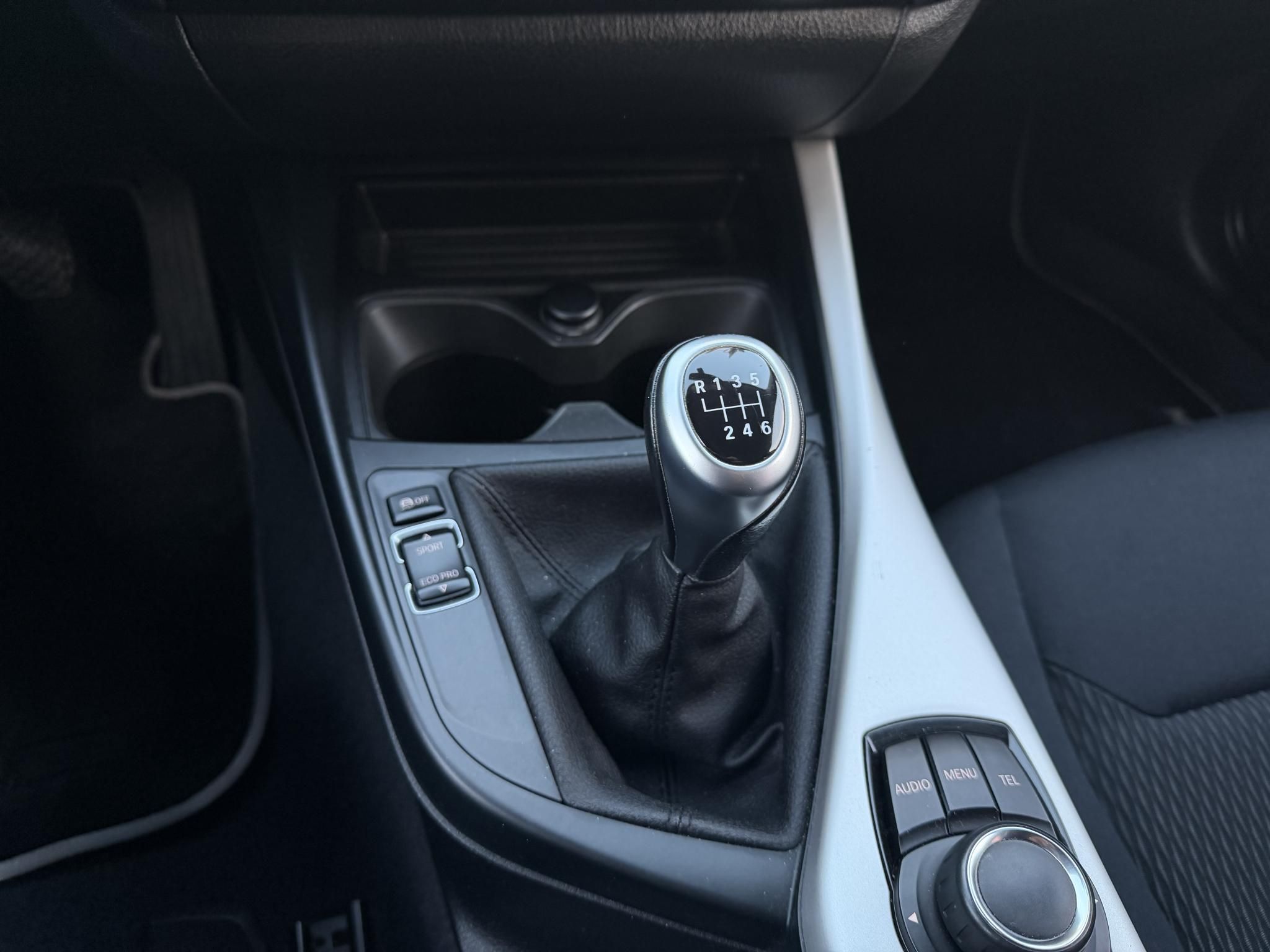 BMW 114d 140e km. Klíma Bluetooth 5L/100km!