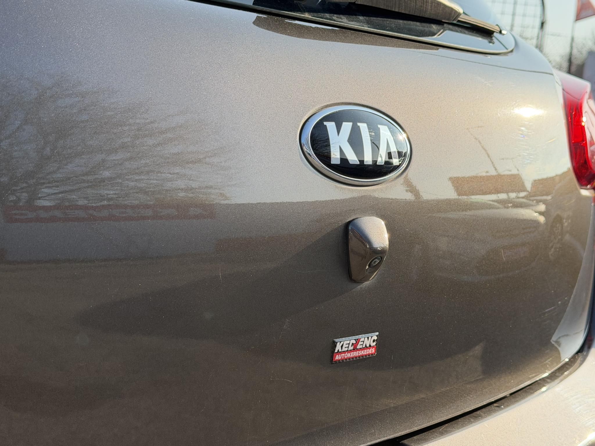 KIA CEE'D 1.4 CVVT EX 72e km. Tempomat Ülésfűtés Kamera Kormányfűtés Navi