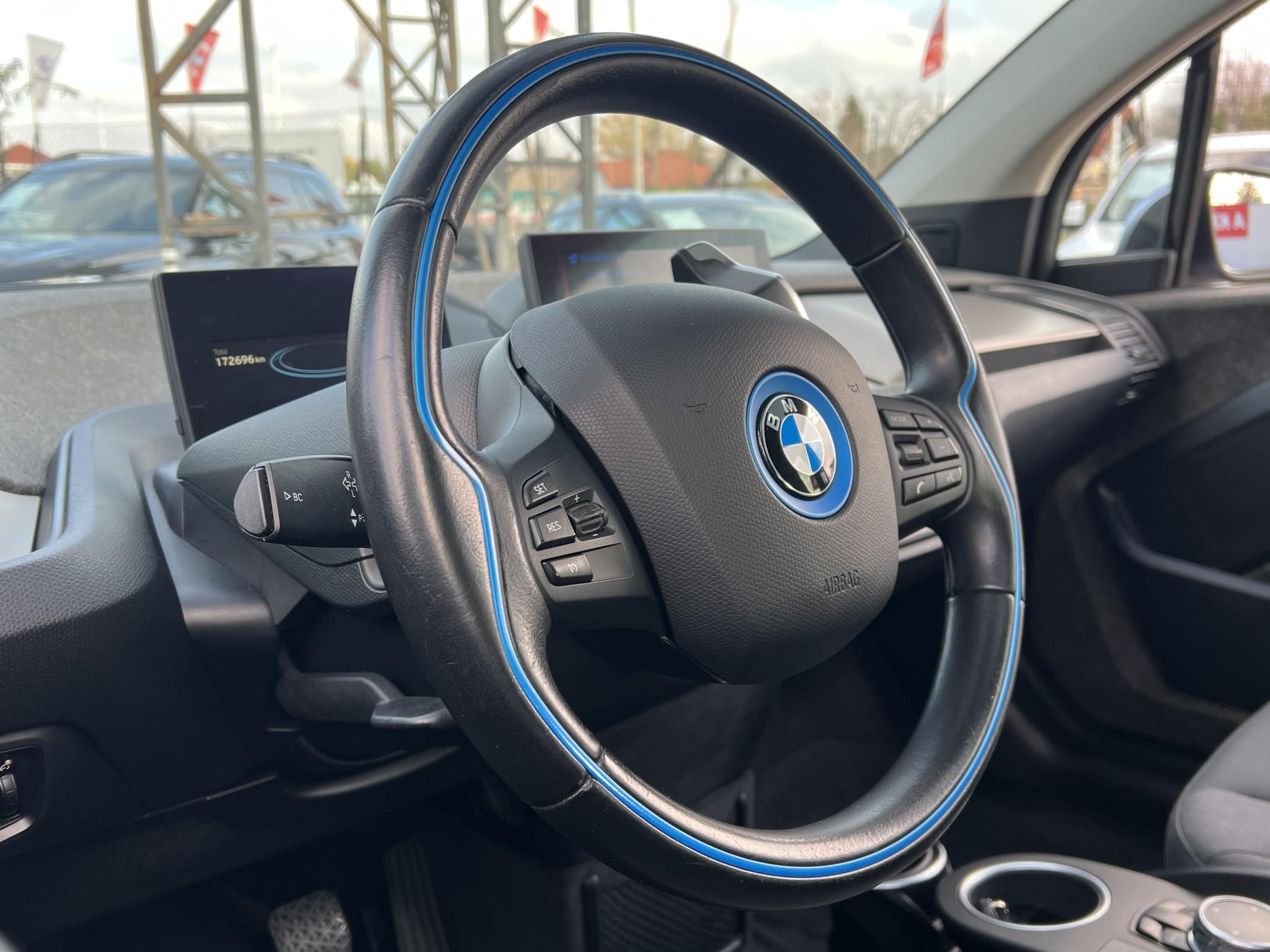 BMW I3 REX (Automata) Loft belső Nagy navi Keylessgo Panorámatető Adaptív tempomat!