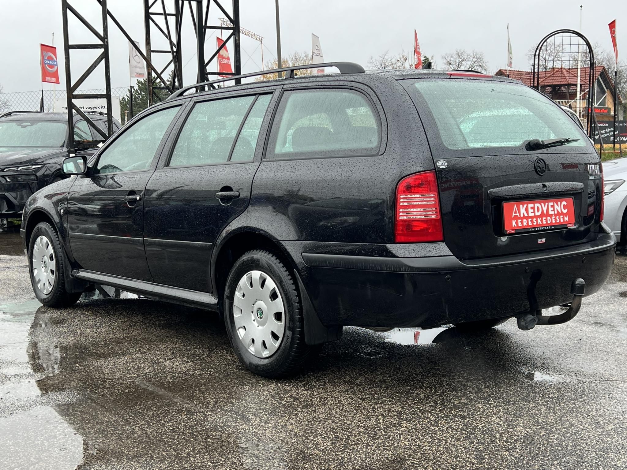 SKODA OCTAVIA Combi 1.6 Classic Klíma Vonóhororg City szervó!