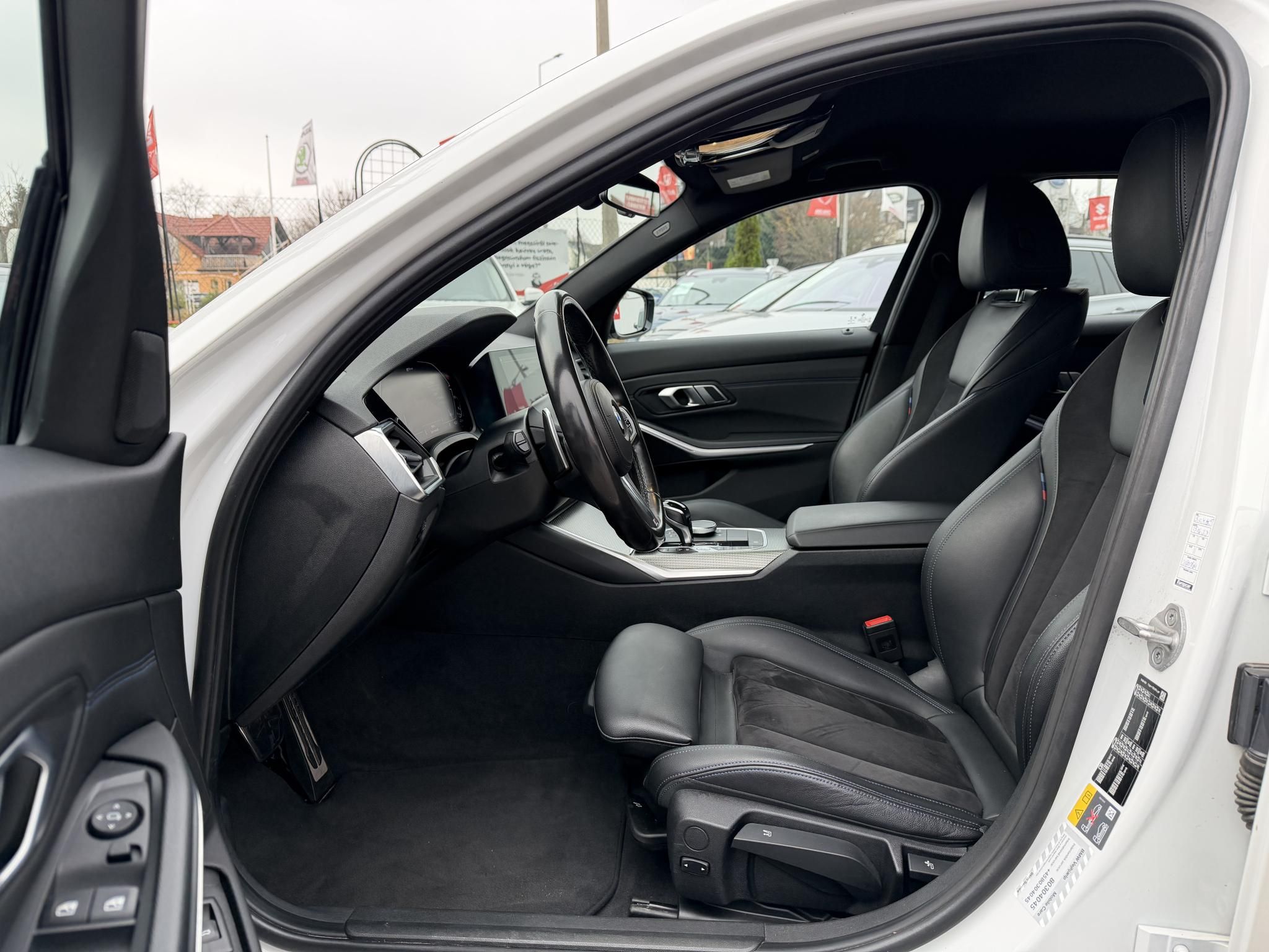 BMW 330e M Sport (Automata) Frissen szervizelt!