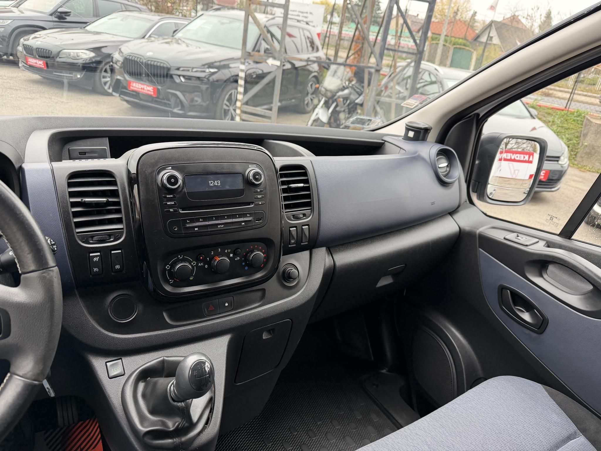 OPEL VIVARO 1.6 CDTI L1H1 2.7t Start-Stop Euro 6 (9 személyes) M.o.-i. 1.tul. Tempomat Klíma Tolatóradar