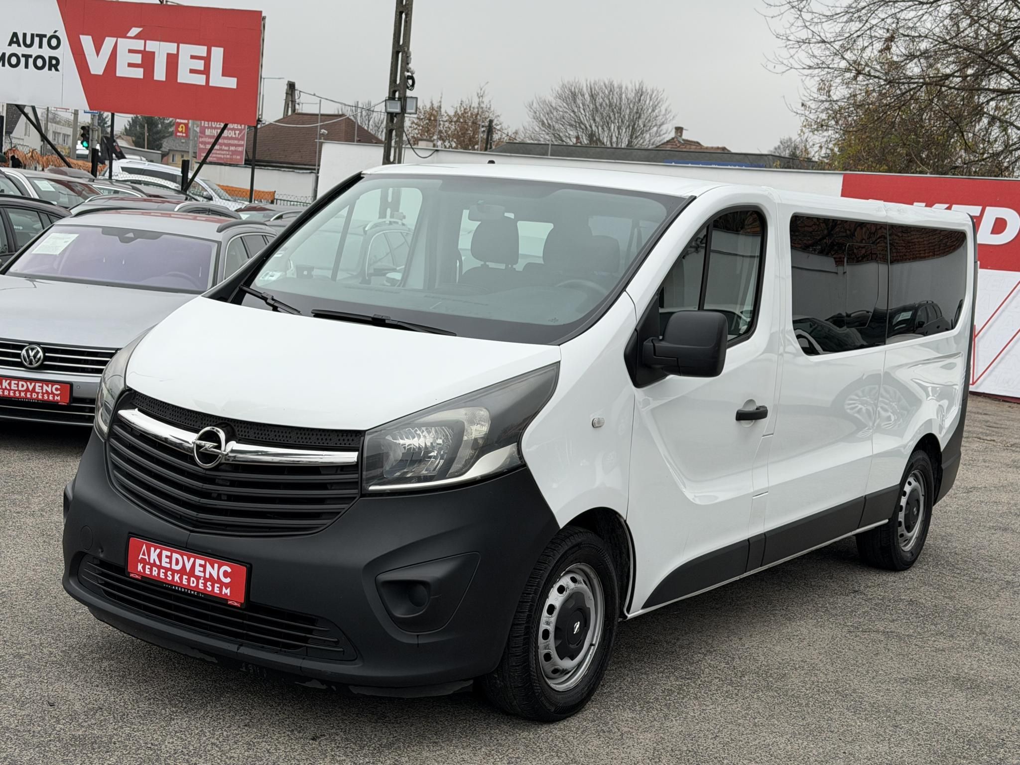 OPEL VIVARO 1.6 CDTI L1H1 2.7t Start-Stop Euro 6 (9 személyes) M.o.-i. 1.tul. Tempomat Klíma Tolatóradar