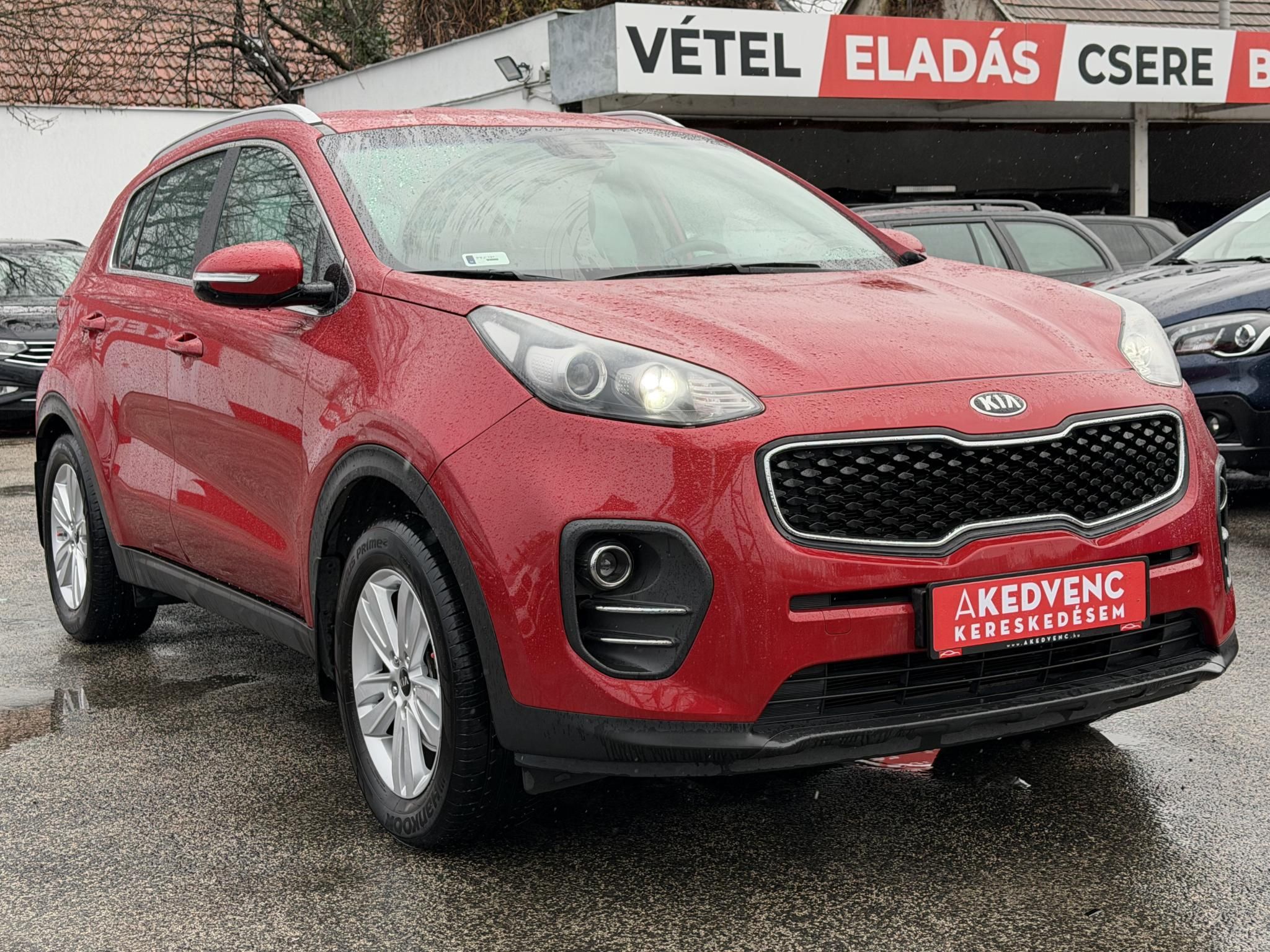 KIA SPORTAGE 1.6 GDI Gold 83e km. M.o.-i. 1.tul. Márkaszervizelt!