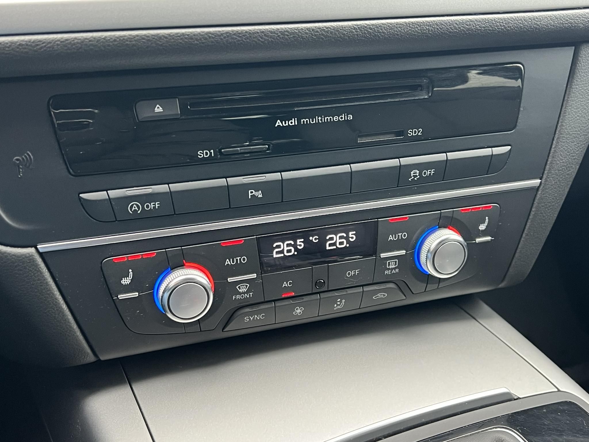 AUDI A6 Avant 2.0 TFSI multitronic ACC Xenon Navi Memória Kamera Vezetett szervizkönyv!