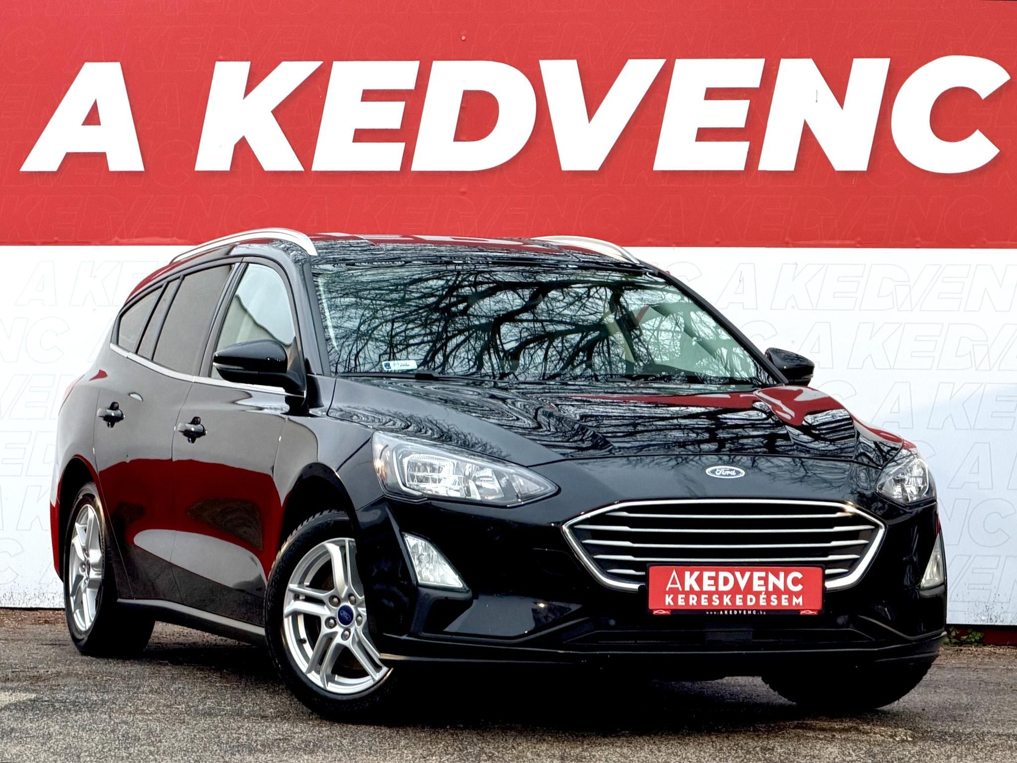 FORD FOCUS 1.0 EcoBoost Connected M.o.-i. 1.tul. Márkaszervizelt! Carplay