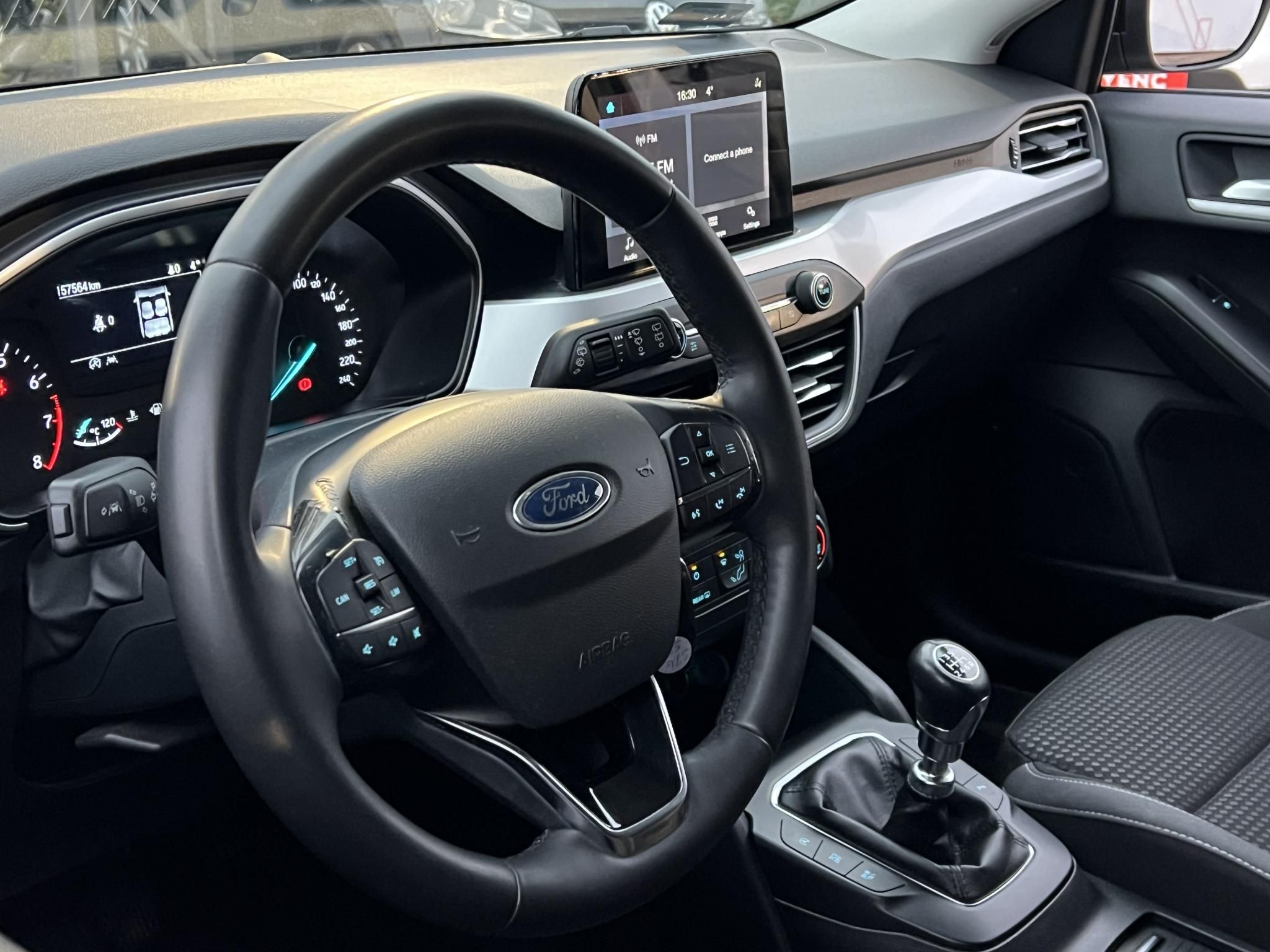 FORD FOCUS 1.0 EcoBoost Connected M.o.-i. 1.tul. Márkaszervizelt! Carplay
