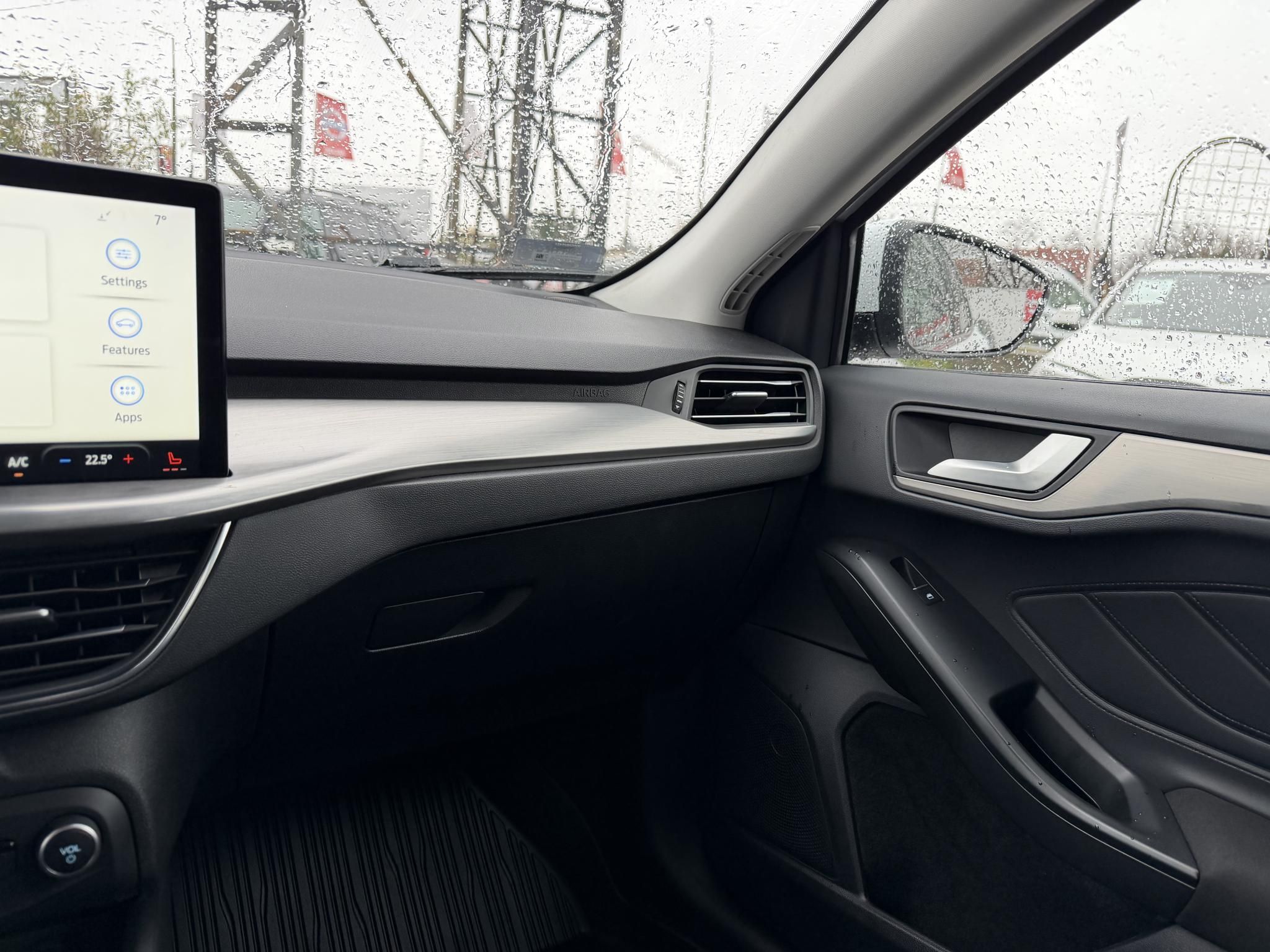 FORD FOCUS 1.0 EcoBoost Titanium Style 19e km. ÁFÁS ÁR! LED Carplay Ülésfűtés Kormányfűtés Táblafelismerő