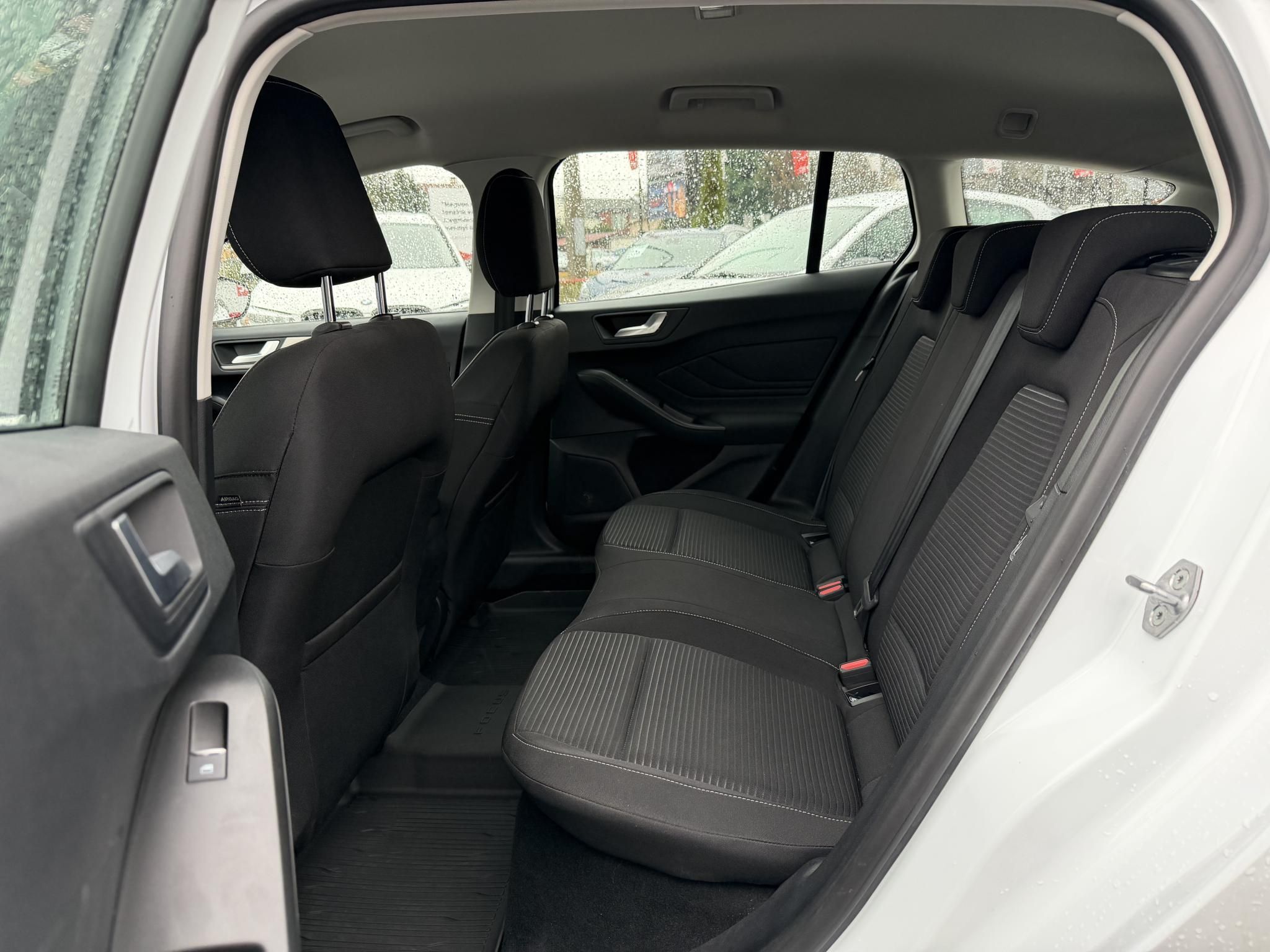 FORD FOCUS 1.0 EcoBoost Titanium Style 19e km. ÁFÁS ÁR! LED Carplay Ülésfűtés Kormányfűtés Táblafelismerő