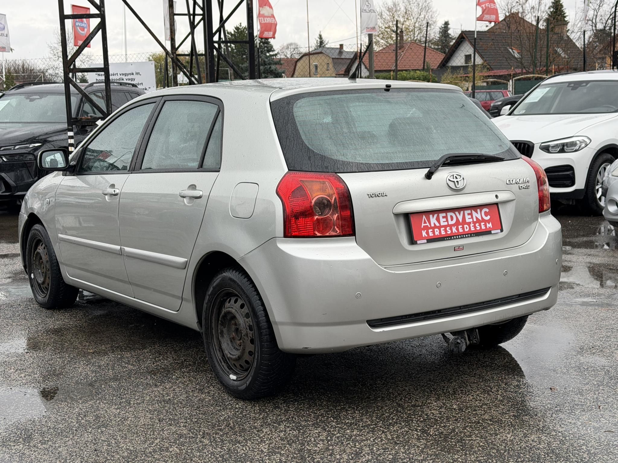 TOYOTA COROLLA 1.4 D-4D Sol Plus M-MT 163e km. Digitklíma Tolatóradar Ülésfűtés