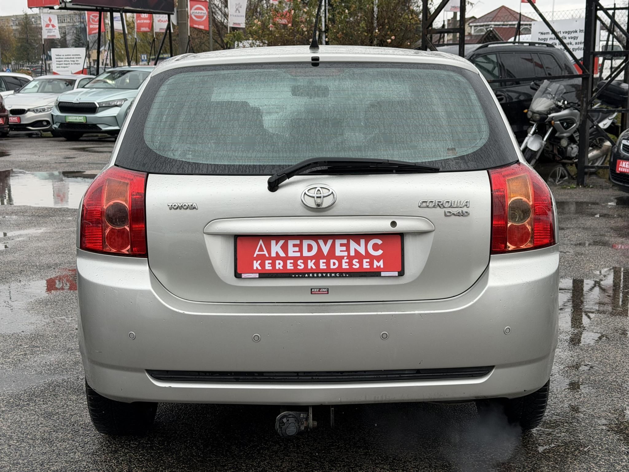 TOYOTA COROLLA 1.4 D-4D Sol Plus M-MT 163e km. Digitklíma Tolatóradar Ülésfűtés