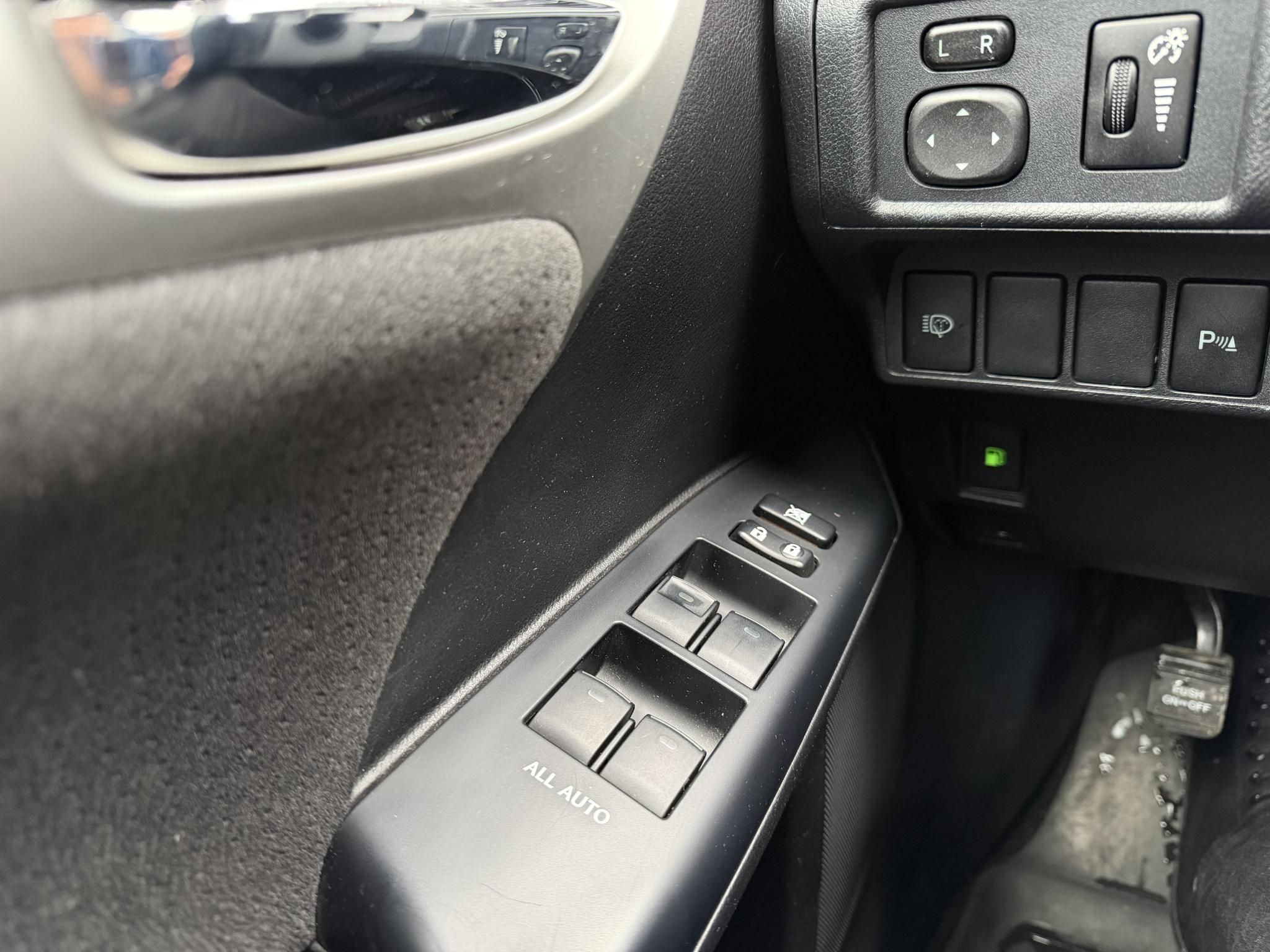 LEXUS CT 200h Comfort (Automata) First Edition Téli-nyári kerék. 2 gyári kulcs!