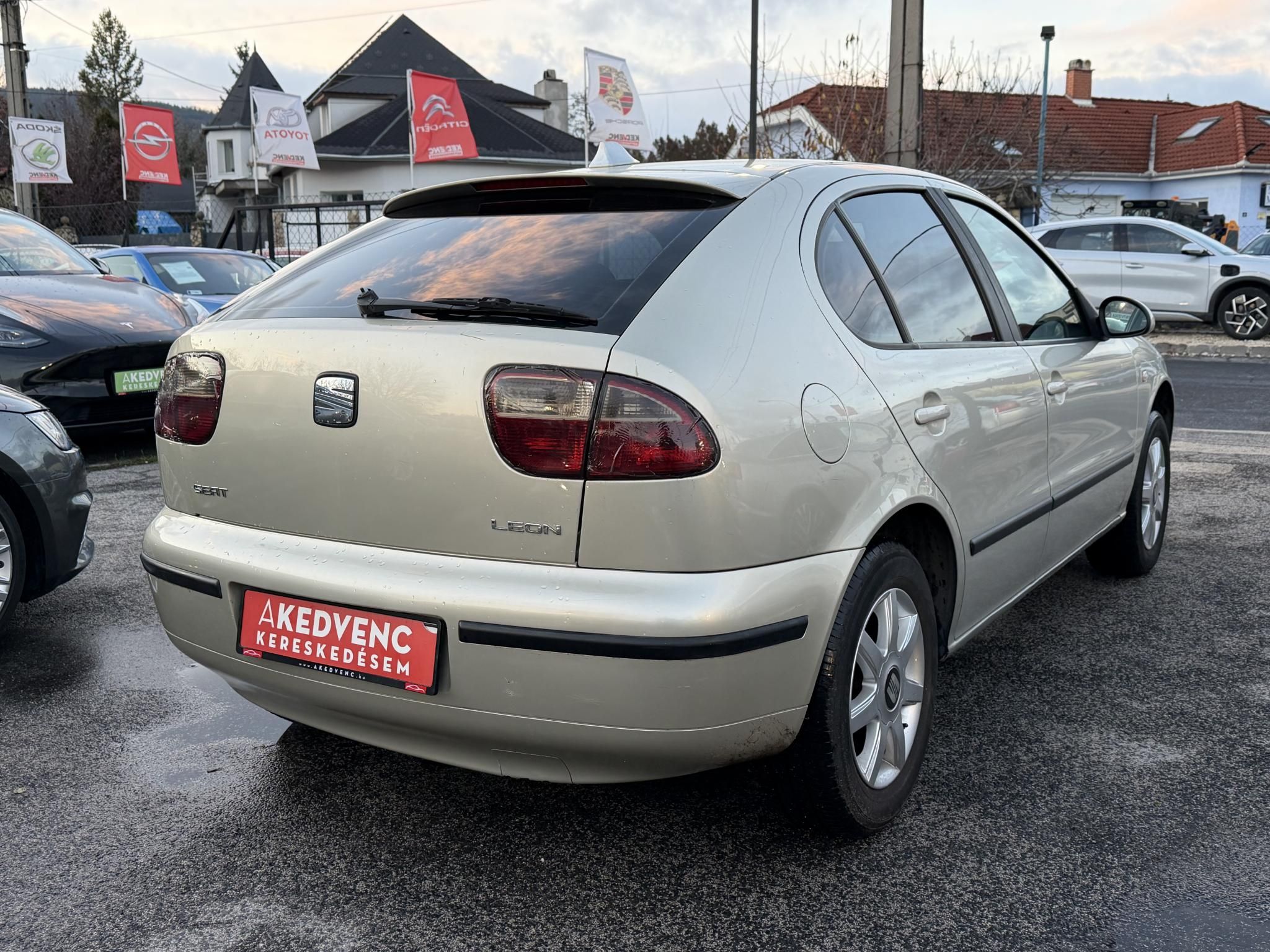 SEAT LEON 1.6 16V Sport Magyarországi. Friss műszaki vizsga!