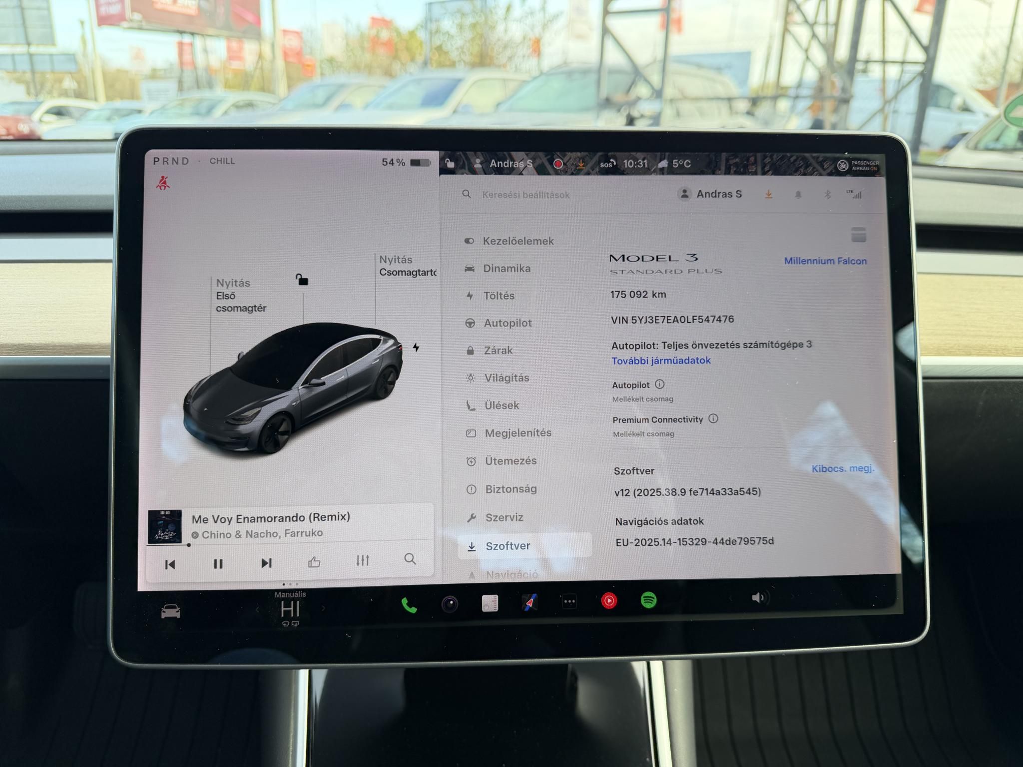TESLA MODEL 3 Standard Range Plus Aut