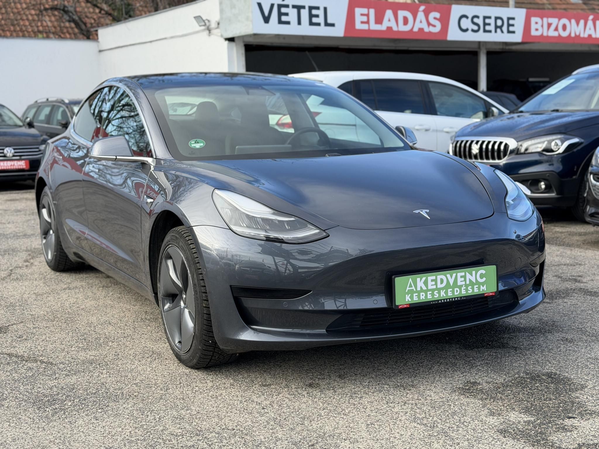 TESLA MODEL 3 Standard Range Plus Aut