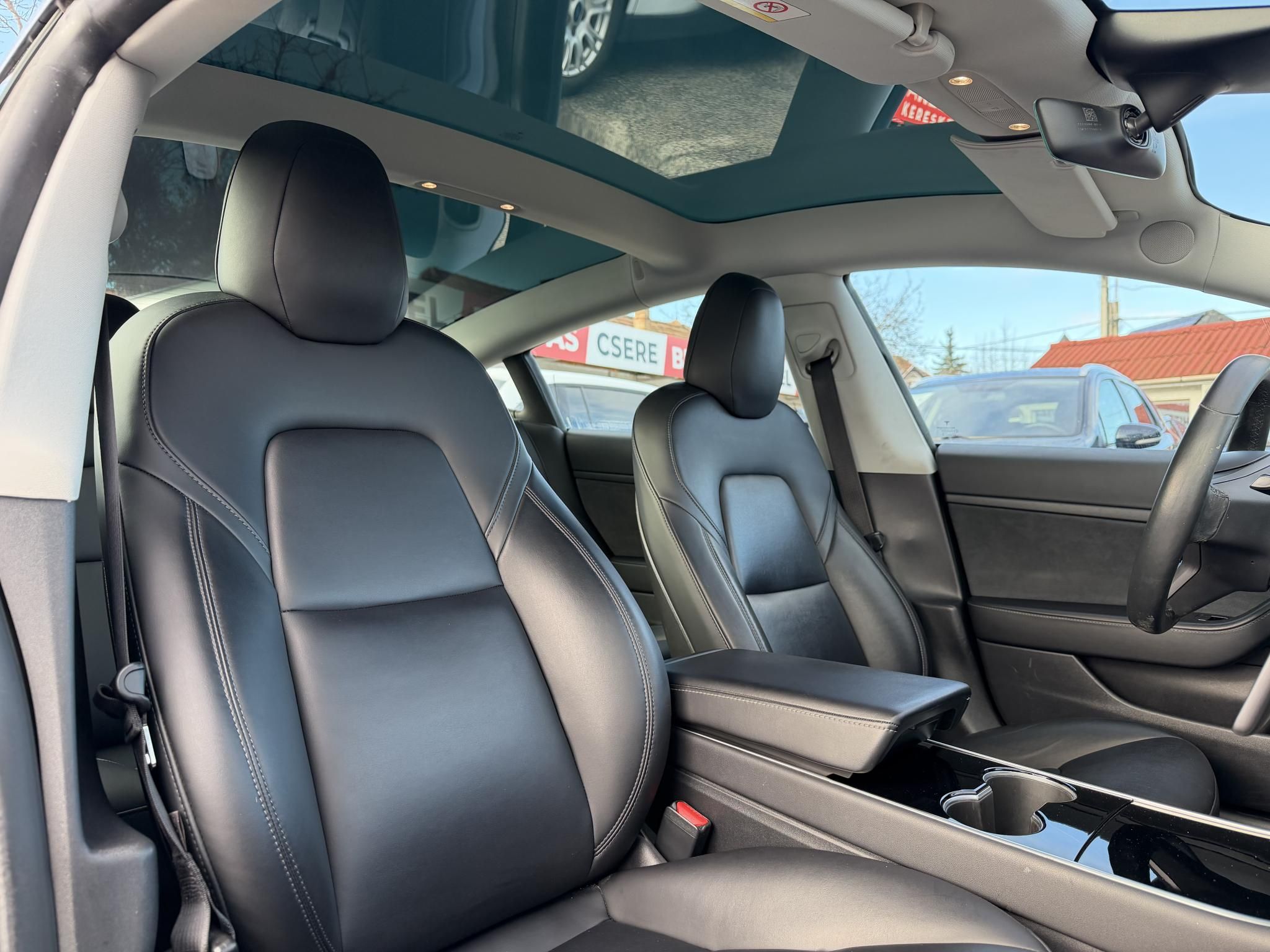 TESLA MODEL 3 Standard Range Plus Aut