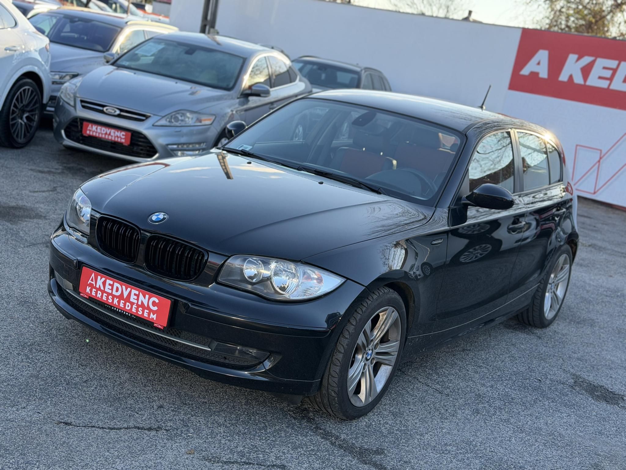 BMW 116i (Automata) 106e km! Magyarországi. Rendszeresen szervizelt!