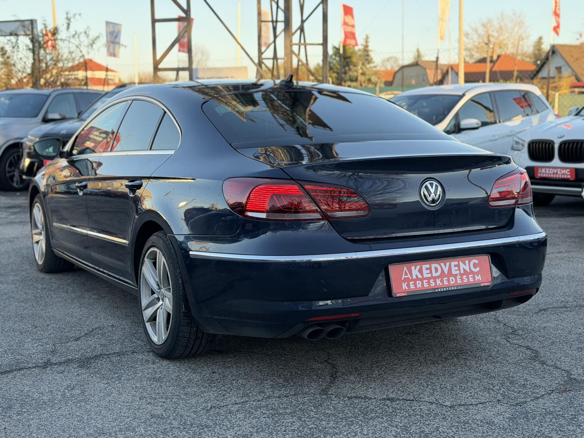VOLKSWAGEN CC 2.0 CR TDI BMT DSG [5 személy] Xenon Tempomat Ülésfűtés PDC Navi Bluetooth 2 gyári kulcs!