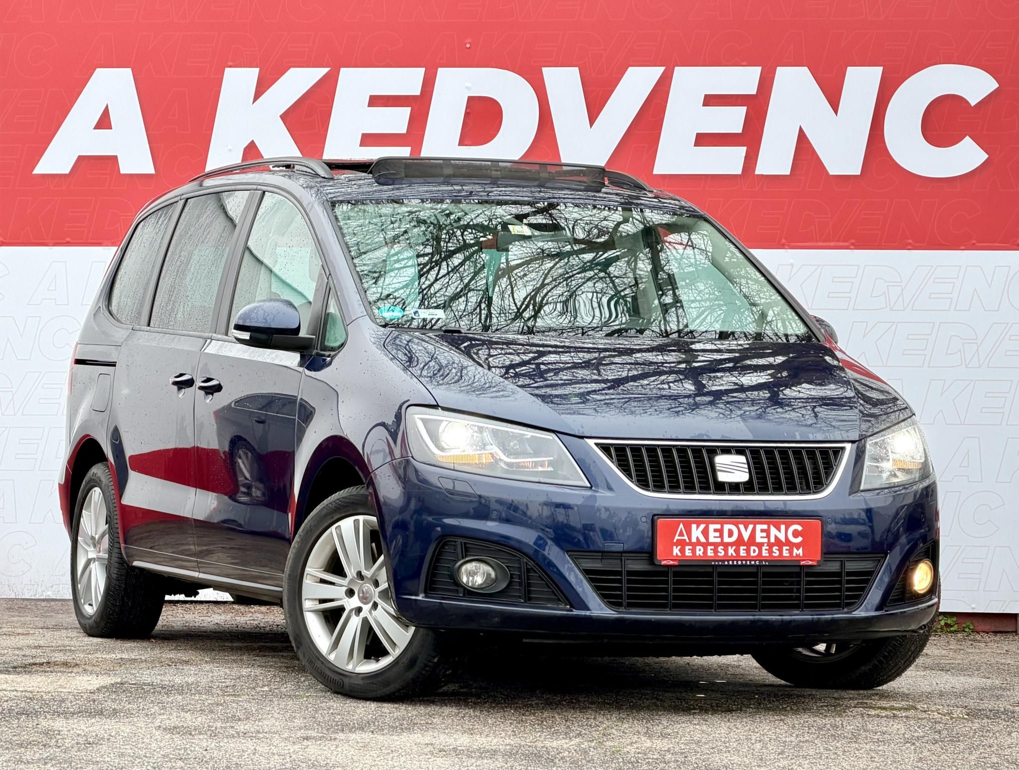 SEAT ALHAMBRA 2.0 CR TDI Style DSG [7 személy] Panorámatető Ülésfűtés Adaptív futómű Világos belső Frissen szervizelt!
