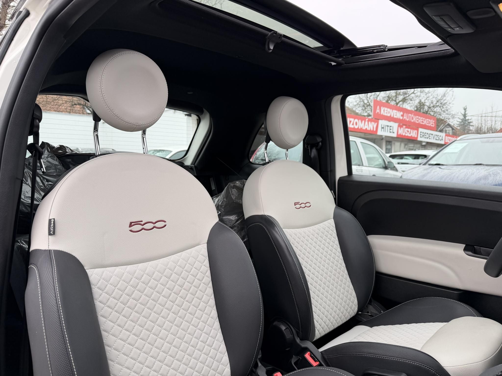 FIAT 500 1.2 8V Star Dualogic 12e km. Magyarországi Panorámatető Téli-nyári kerék Újszerű állapot!