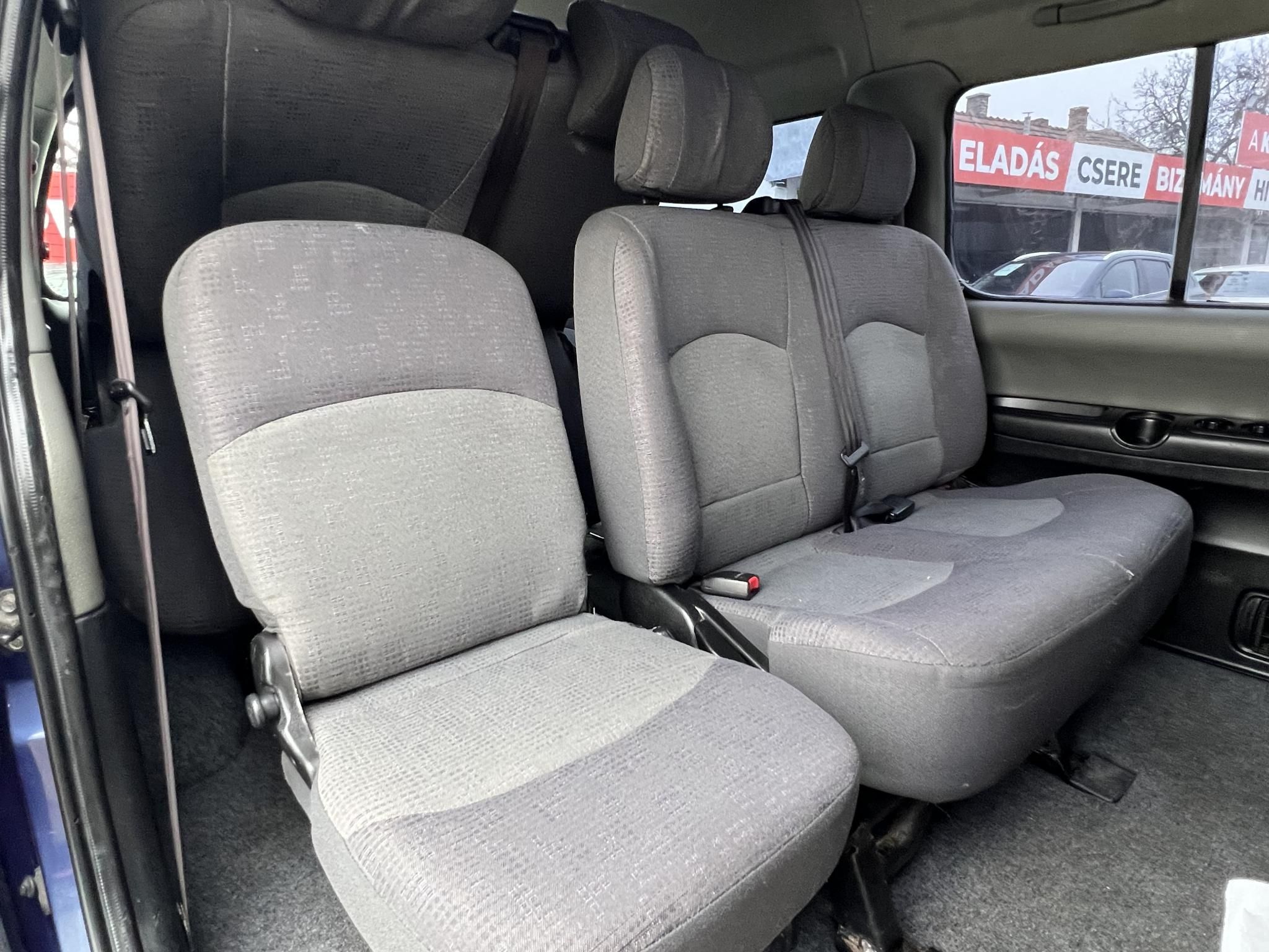 HYUNDAI H-1 2.5 CRDI (9 személyes )