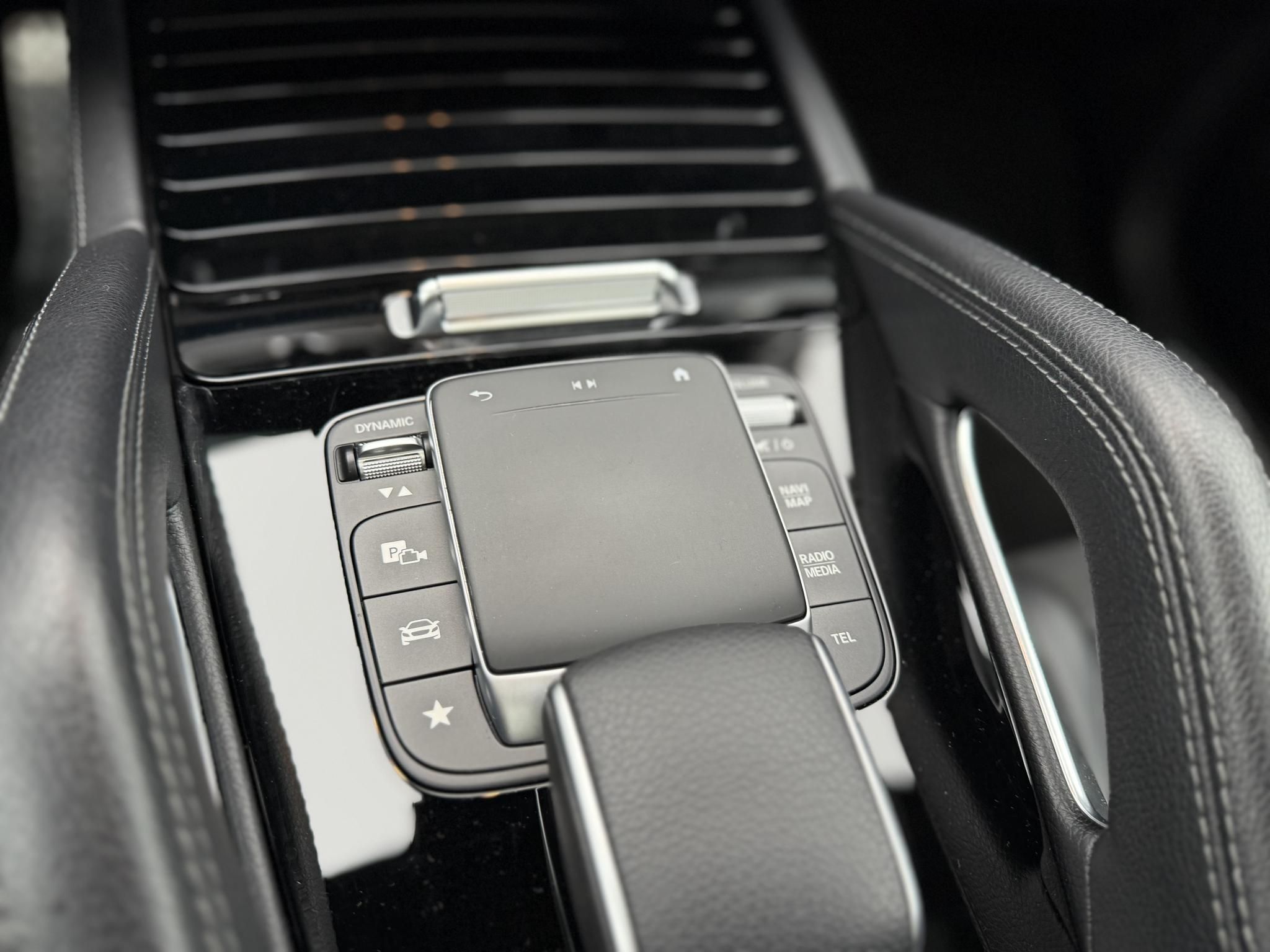 MERCEDES-BENZ GLE 350 de 4Matic 9G-TRONIC Plug-in hybrid AMG csomag. LED Panorámatető Távtartó Sávtartó Carplay Holttér Vonóhorog