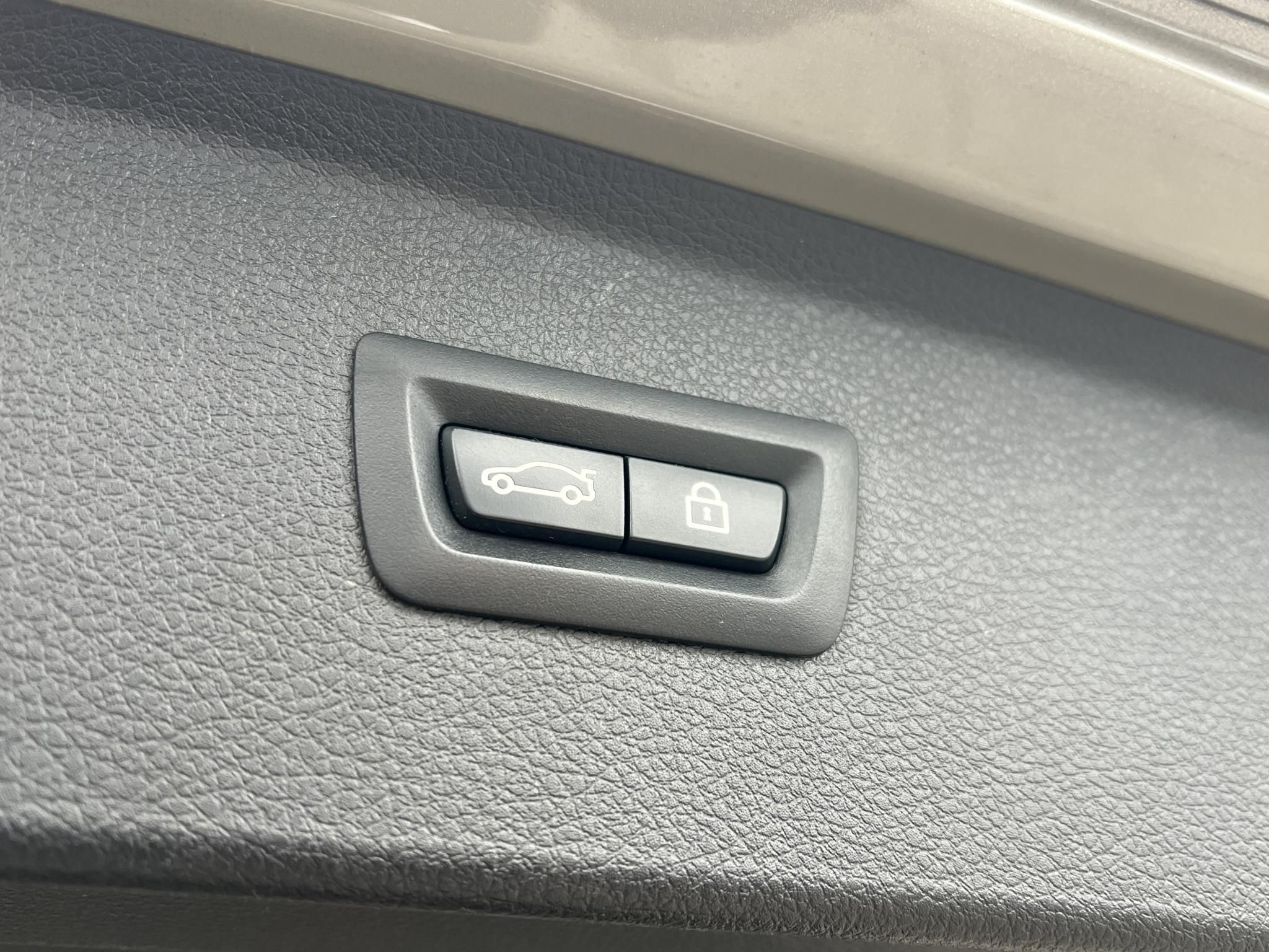 BMW 220d xDrive Luxury (Automata) Panoráma tető Memóriás bőr Gyári fényezés!