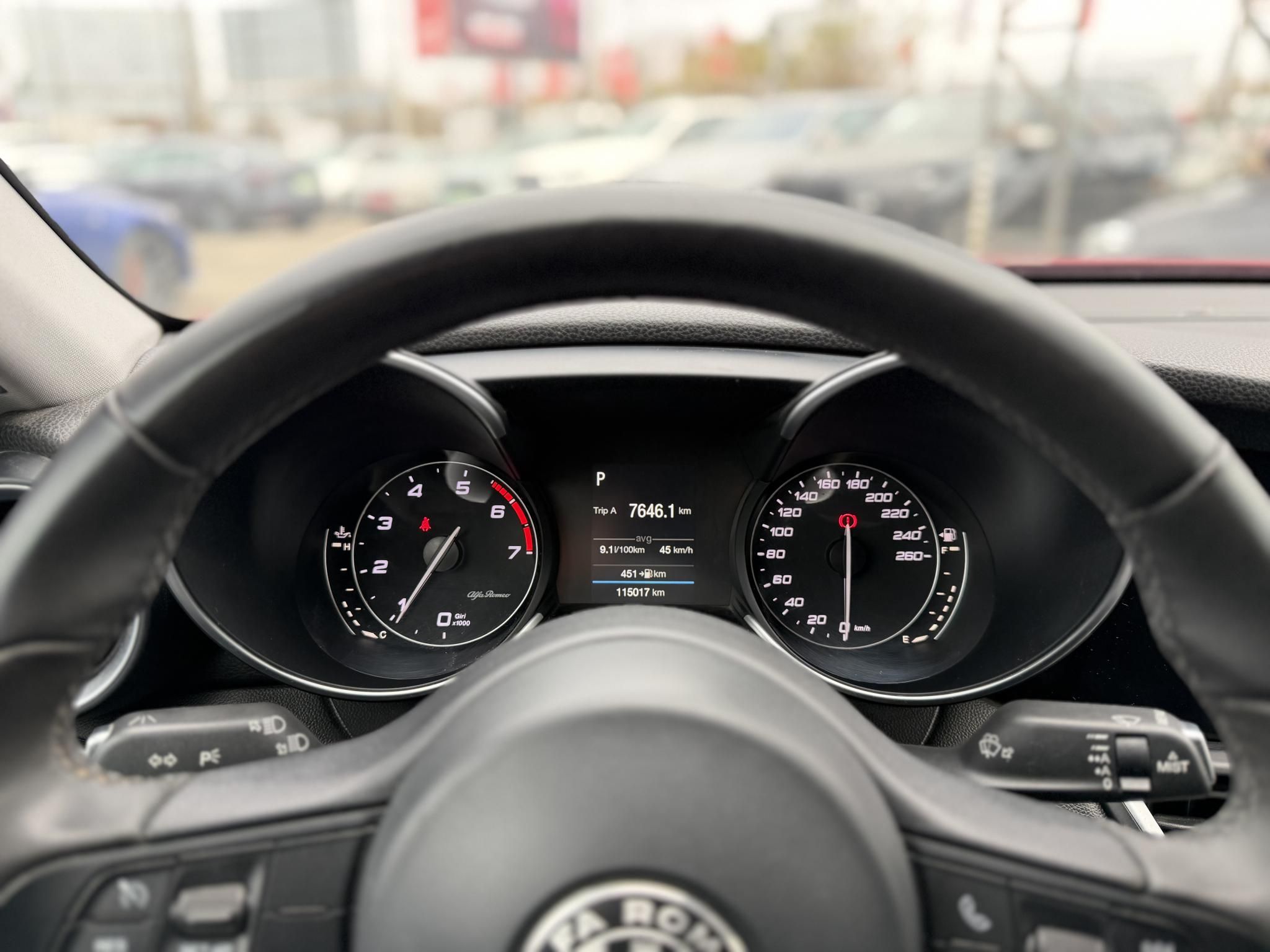 ALFA ROMEO GIULIA 2.0 Veloce Q4 (Automata) 280le. ALFA ROSSO. 116e km!