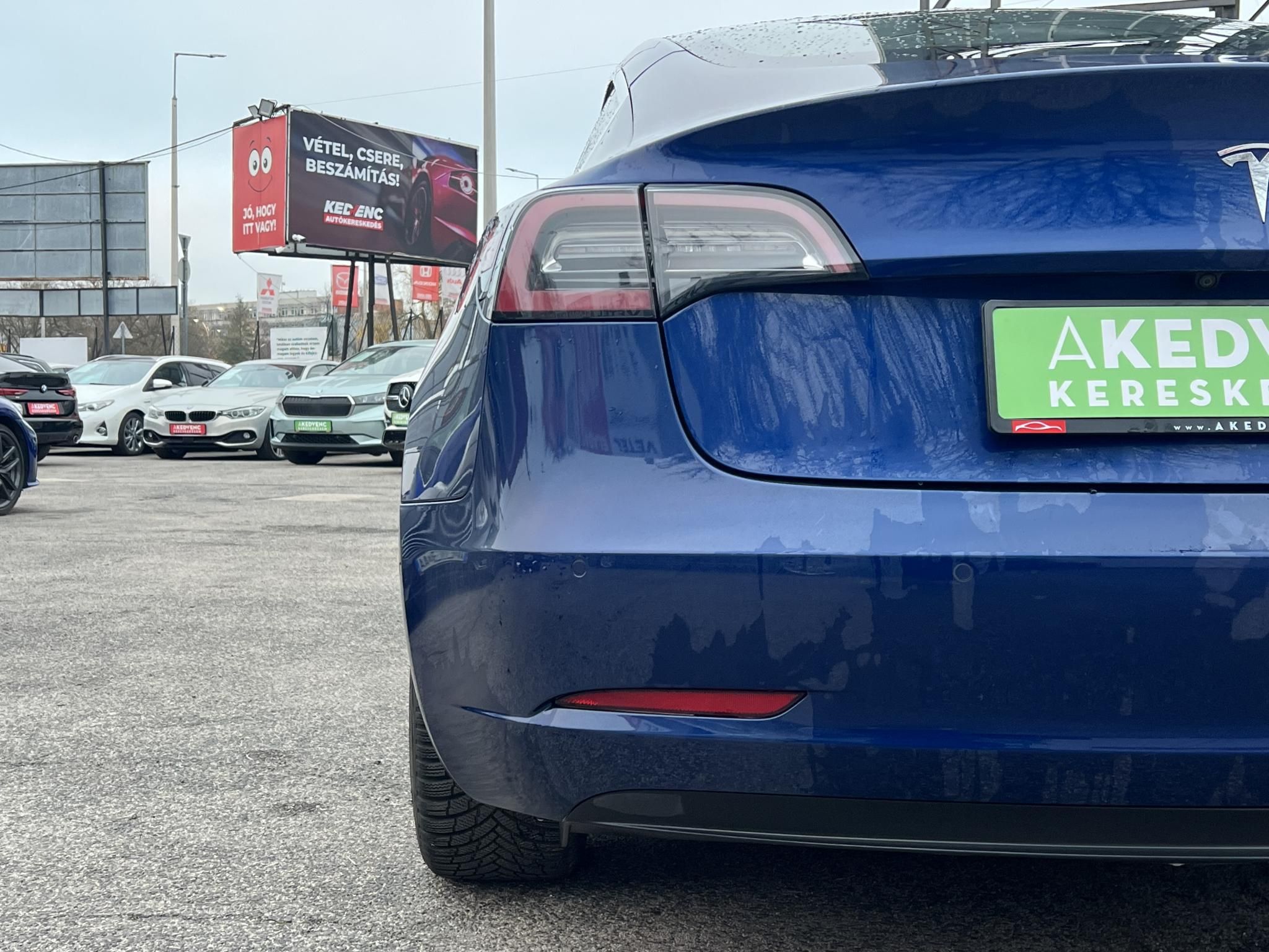 TESLA MODEL 3 Long Range AWD (Automata) 84e km. MAGYAR RENDSZÁMOS. GARANCIÁLIS. FEHÉR BELSŐ!